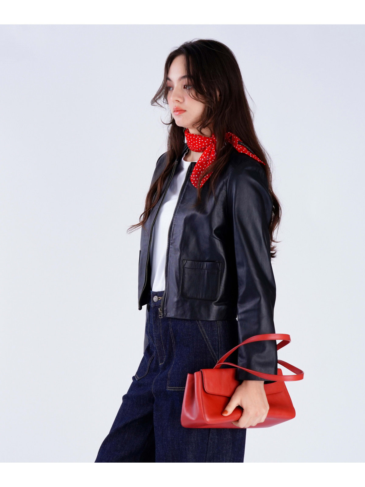 To b. by agnès b. ミニョンジップジャケット ブラック