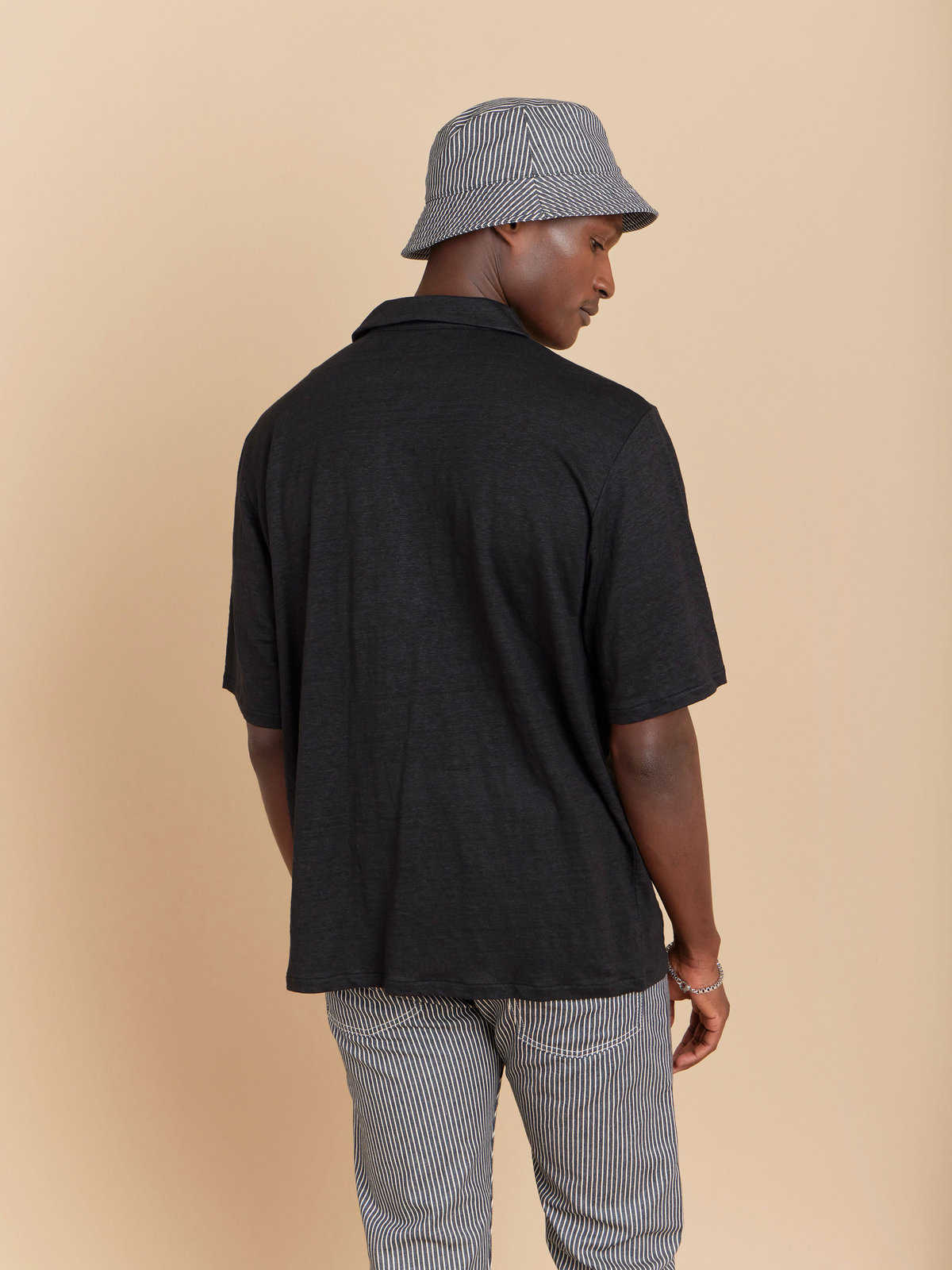 HOMME メンズ メンズ リネン ジャージー 半袖 シャツ "Maui" ブラック