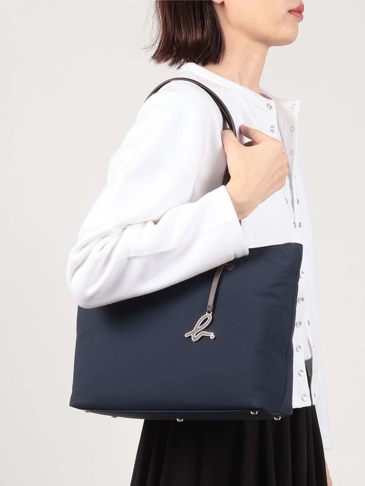 VOYAGE ウィメンズ バッグ＆ウォレット トートバッグ IS11LZ-07 ネイビー