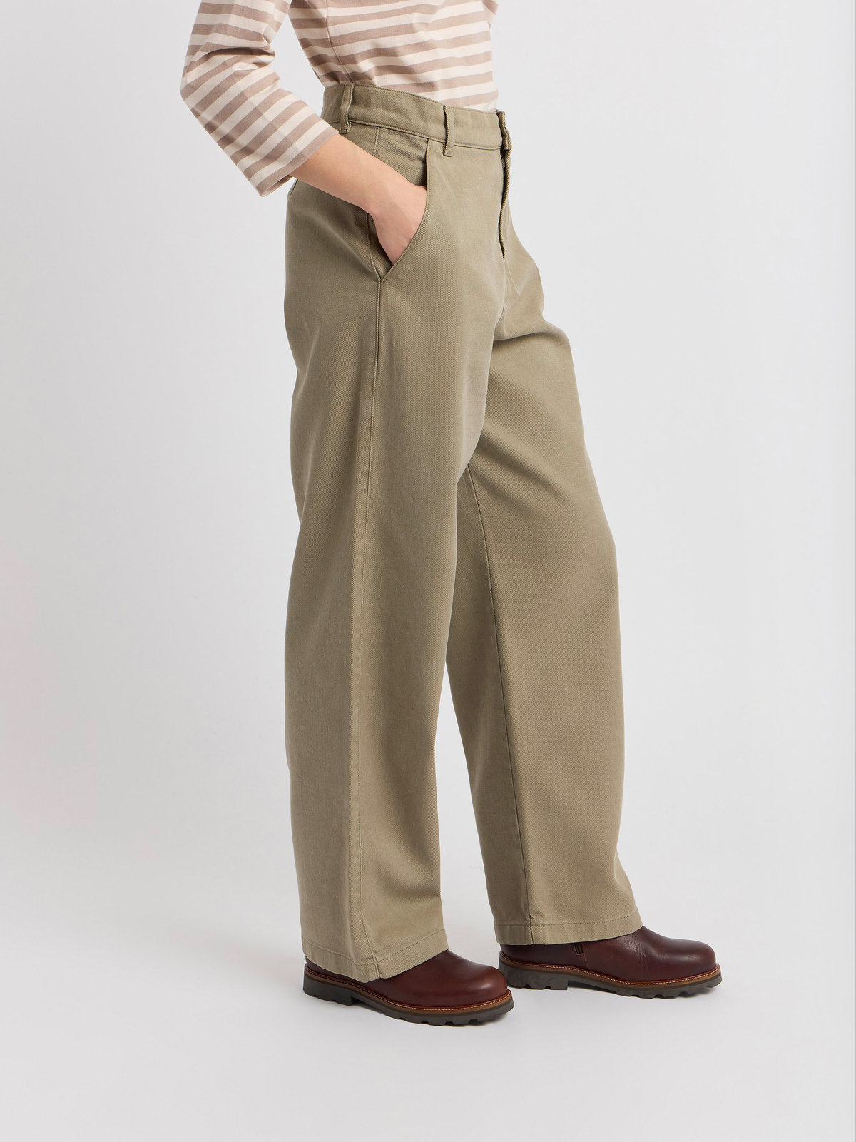 FEMME ウィメンズ コットンギャバジン ストレートパンツ ブラウン系その他