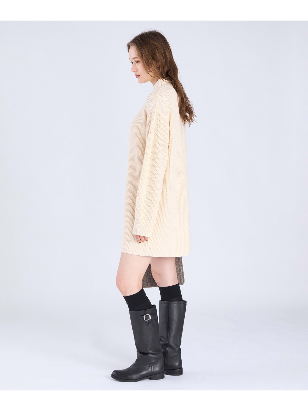 To b. by agnès b. 【Outlet】ボトルネック ニット ワンピース ホワイト