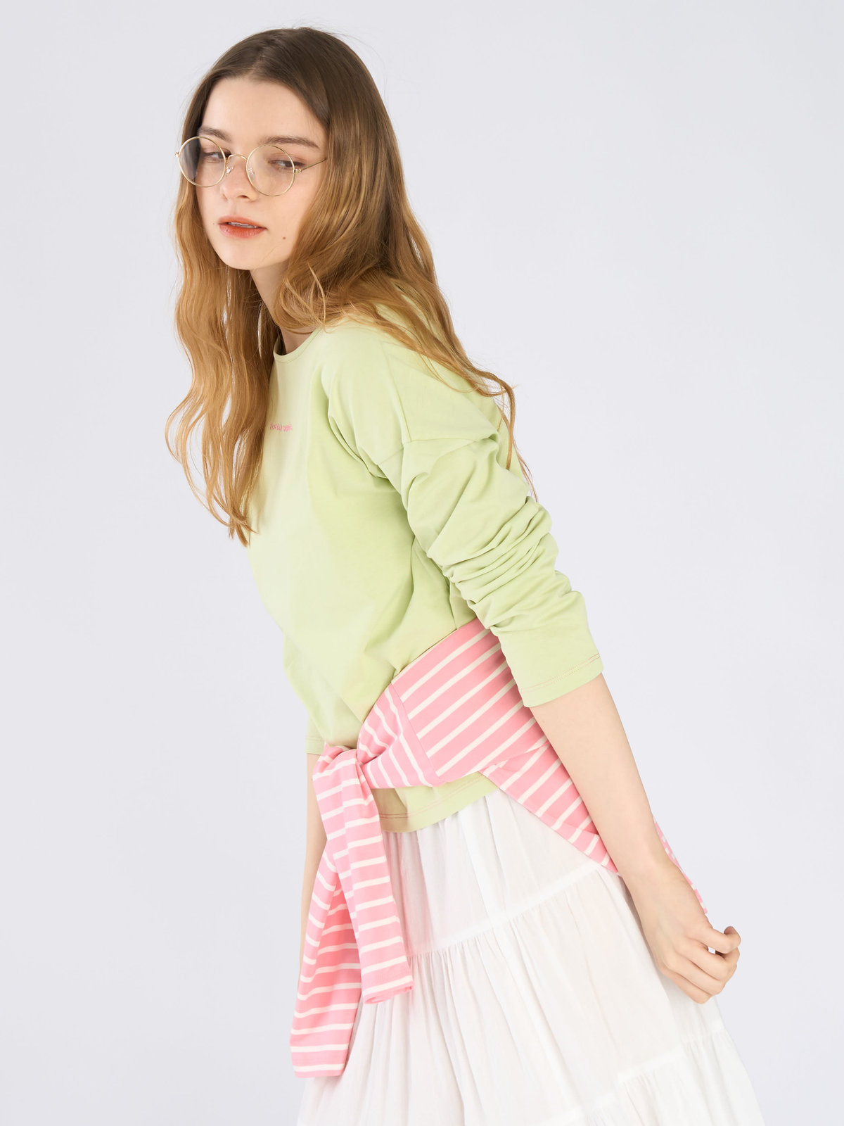 To b. by agnès b. カラー ロゴ 刺繍 長袖 Tシャツ グリーン