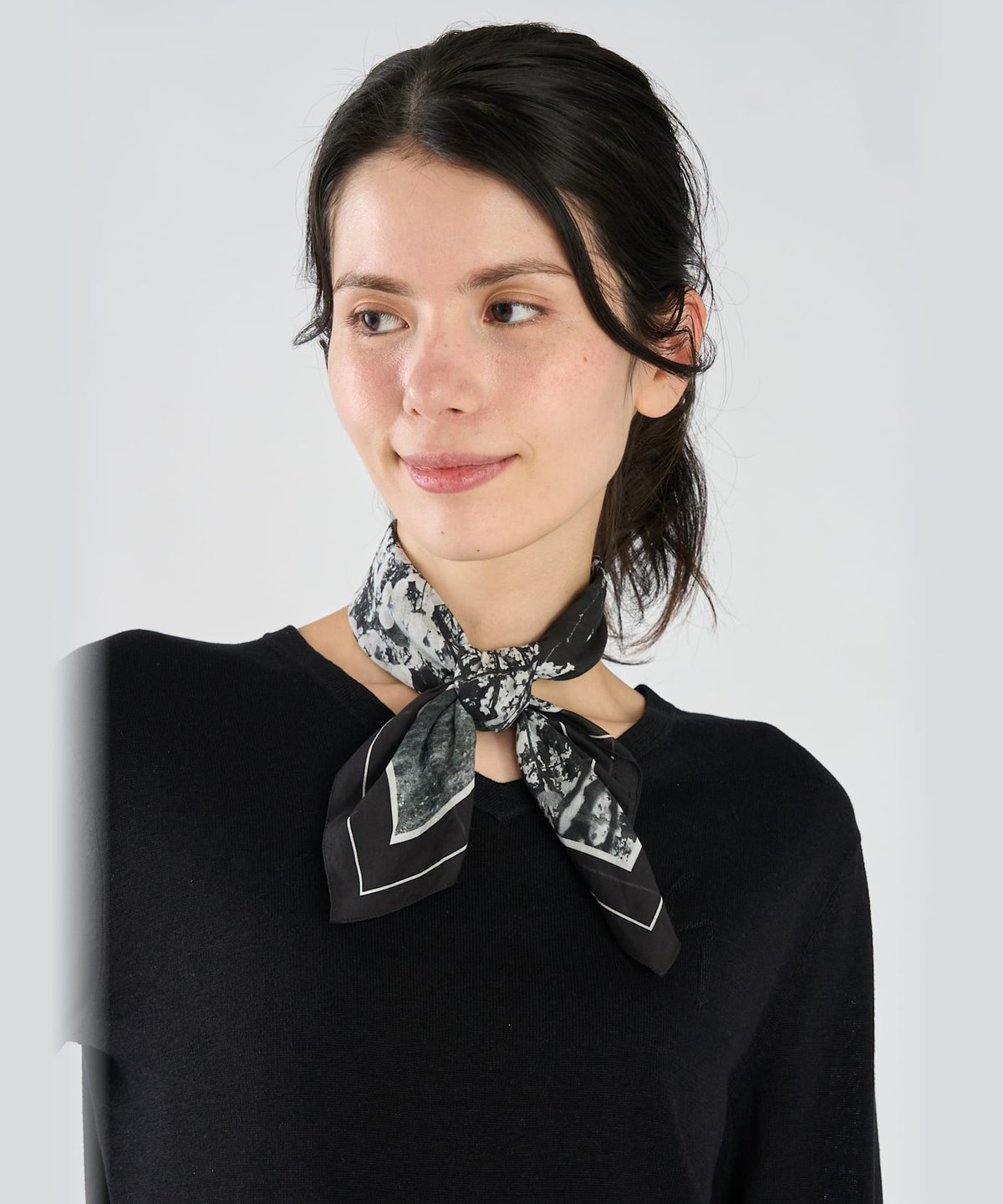 FEMME ウィメンズ 【by R 限定品】agnes b. フォトプリント コットン バンダナ "Sakura" マルチ