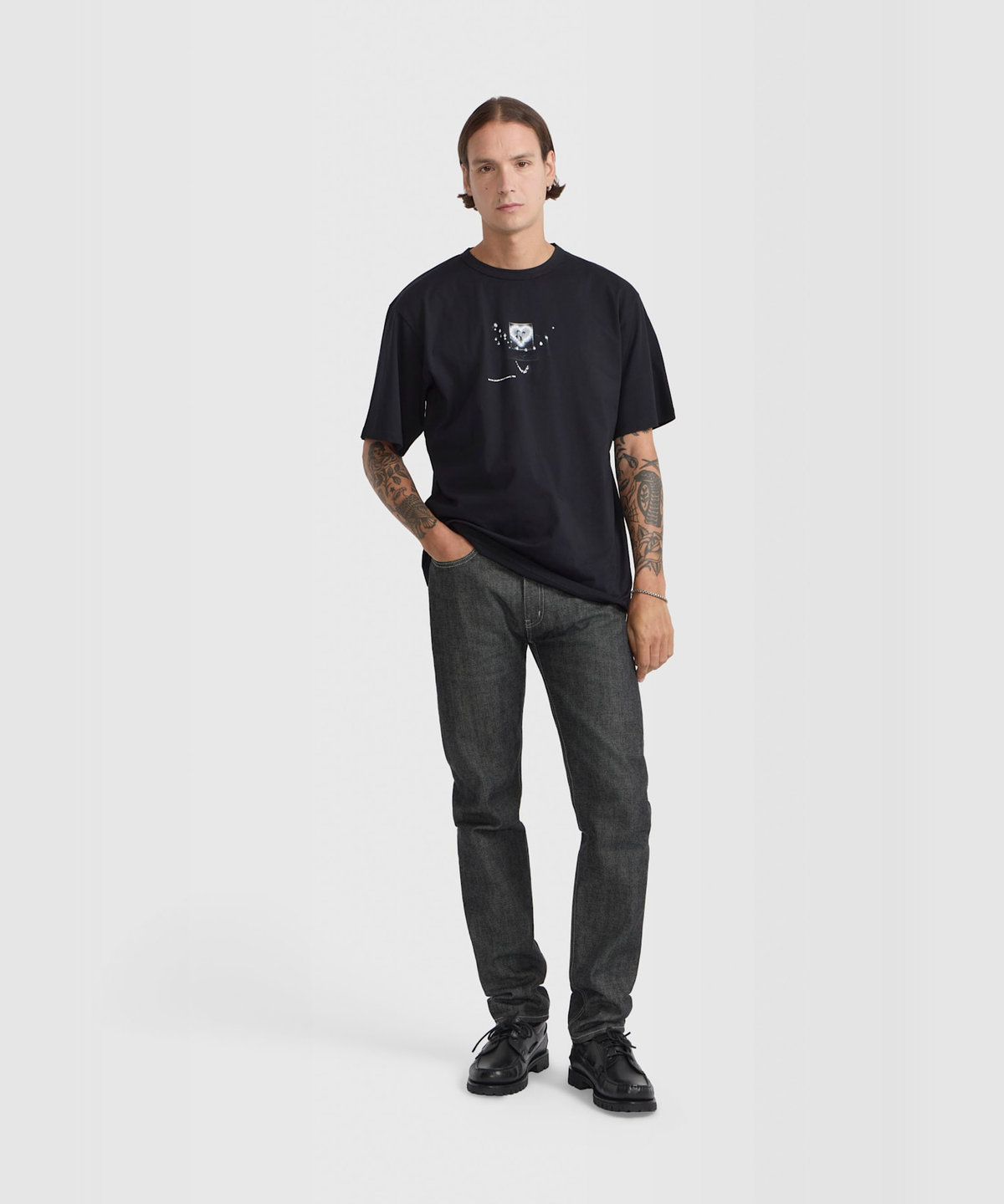 HOMME メンズ メンズ プリント コットン 半袖 アーティスト Tシャツ "Roberto Martinez" ブラック