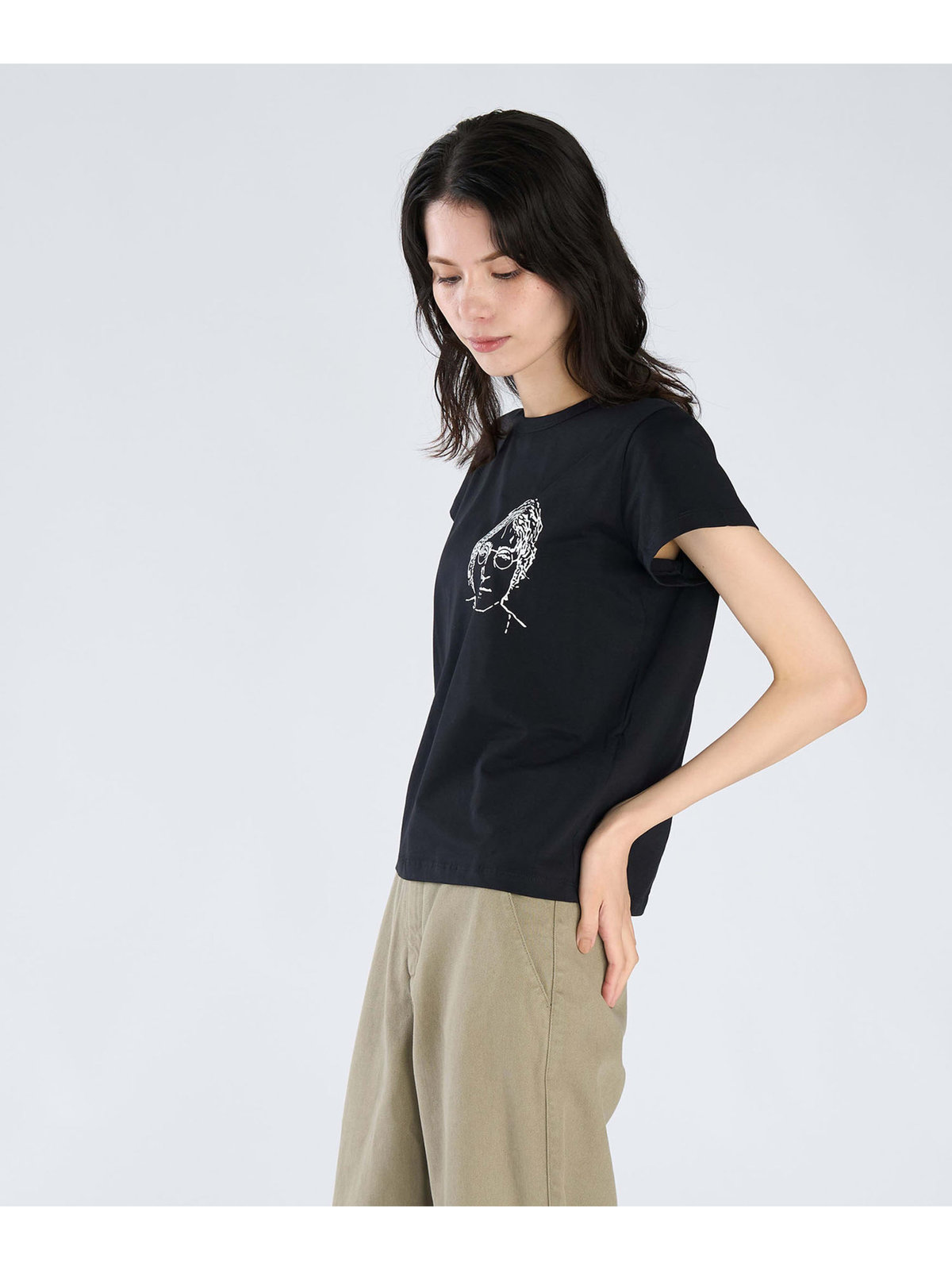 FEMME ウィメンズ プリント コットン 半袖 アーティスト Tシャツ "Rafael Gray" ブラック