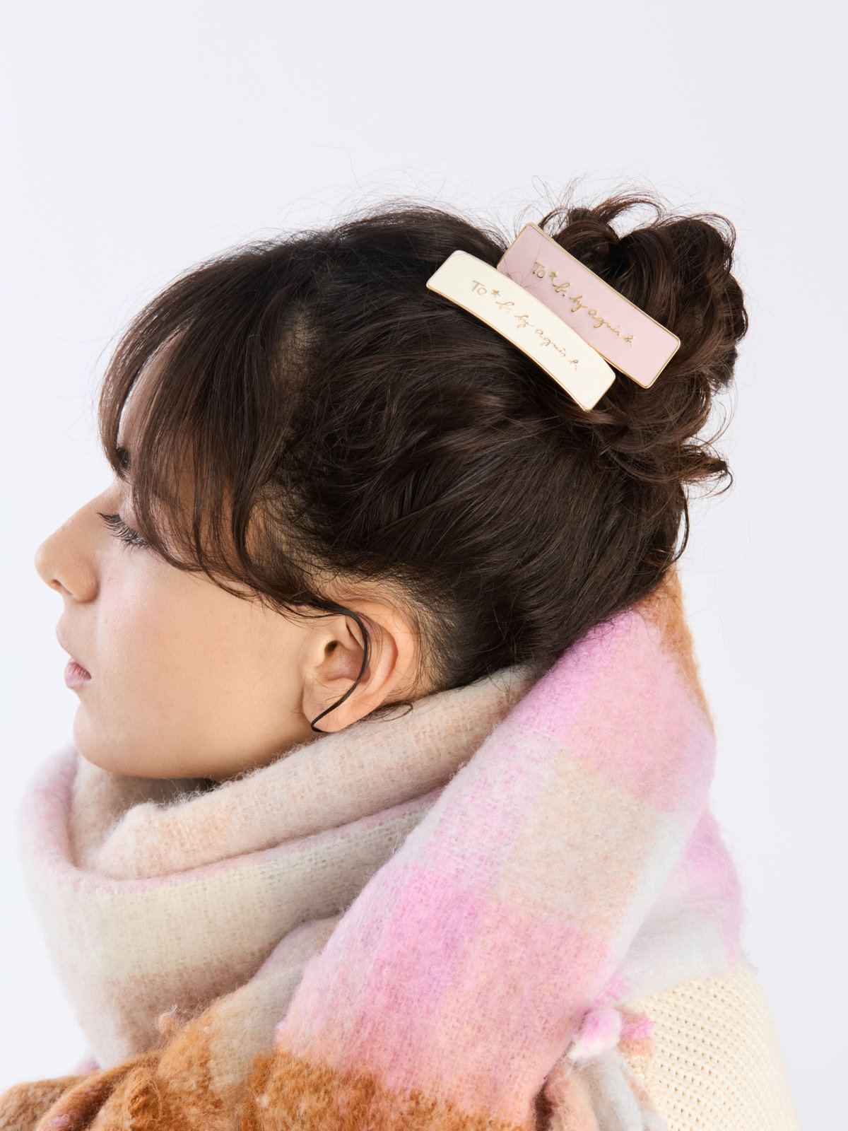 To b. by agnès b. カラー エポキシ ヘアバレッタ ピンク