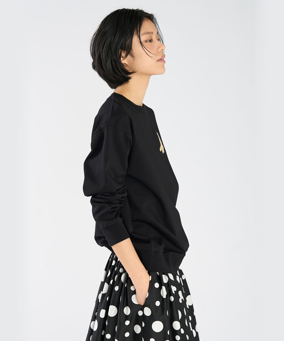 FEMME ウィメンズ "b."ロゴ コットン 長袖 スウェット ブラック