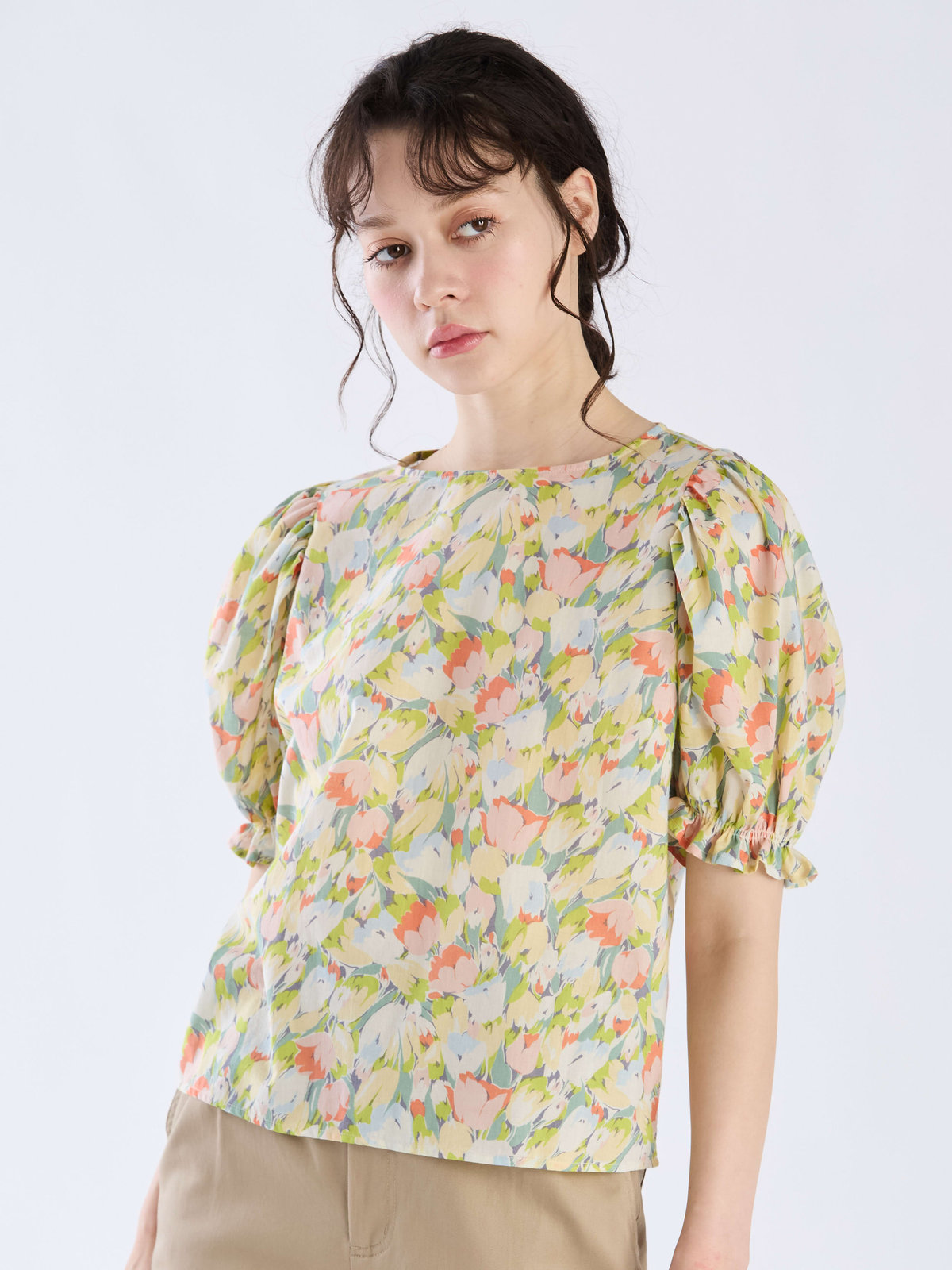 To b. by agnès b. チューリッププリントブラウス イエロー系その他