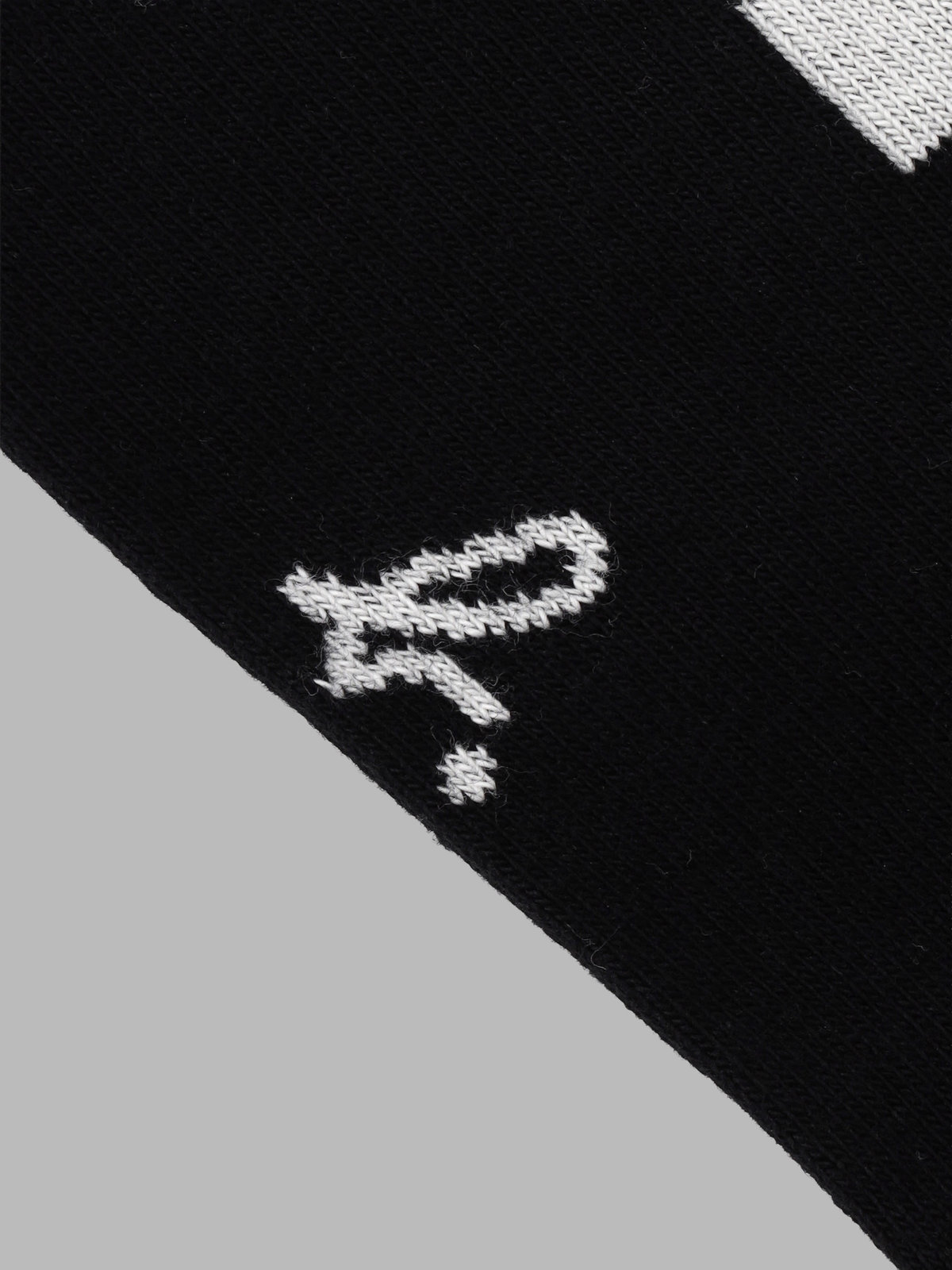 FEMME ウィメンズ 細ボーダー ソックス ブラック