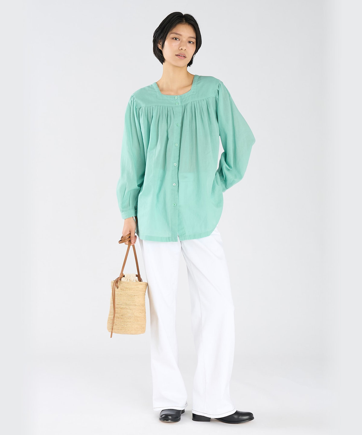 FEMME ウィメンズ ガーゼ調コットン スクエアネック 長袖 ブラウス "Angus" ライトグリーン