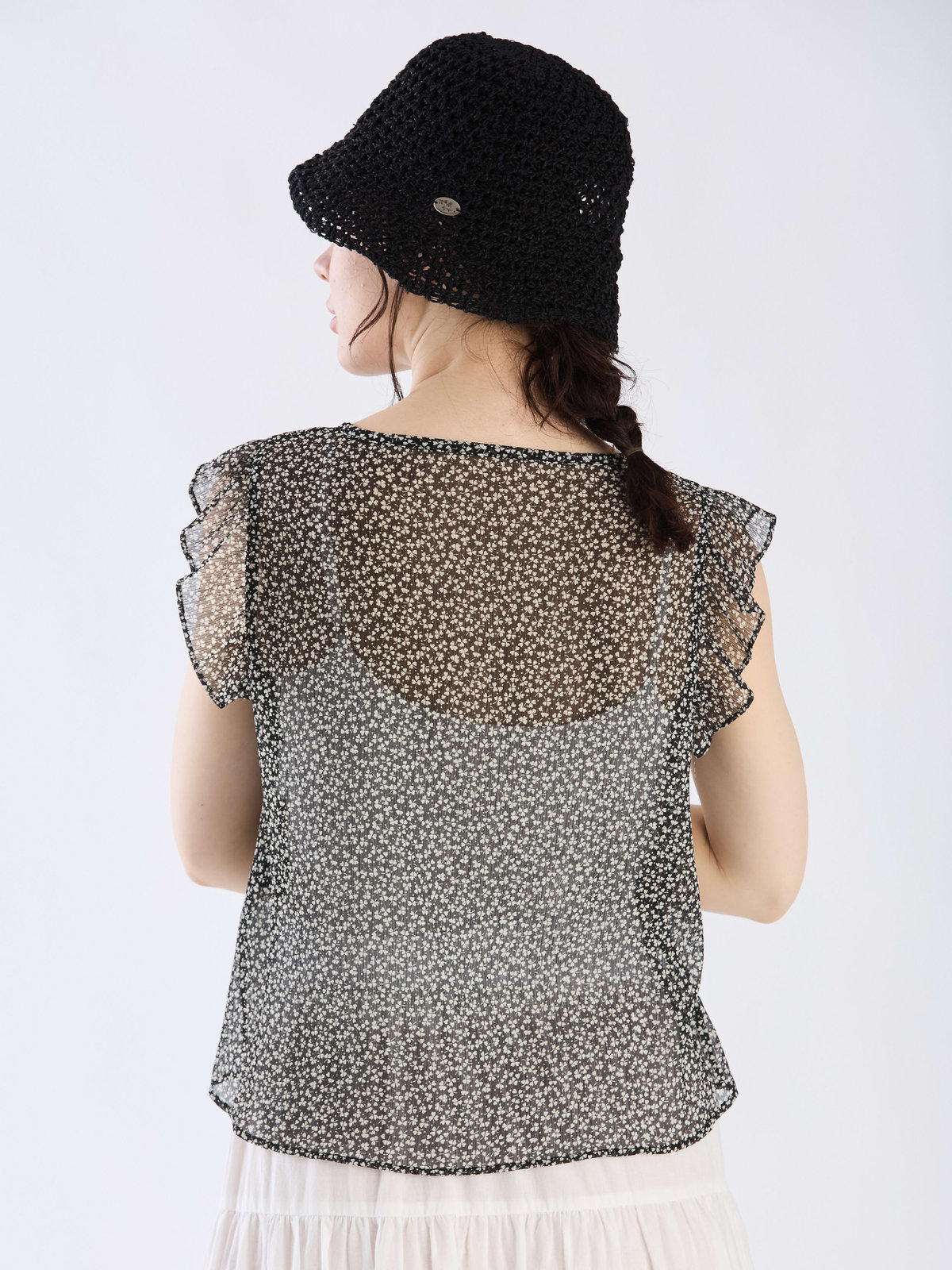 To b. by agnès b. 【Outlet】クローバープリントフリルブラウス ブラック