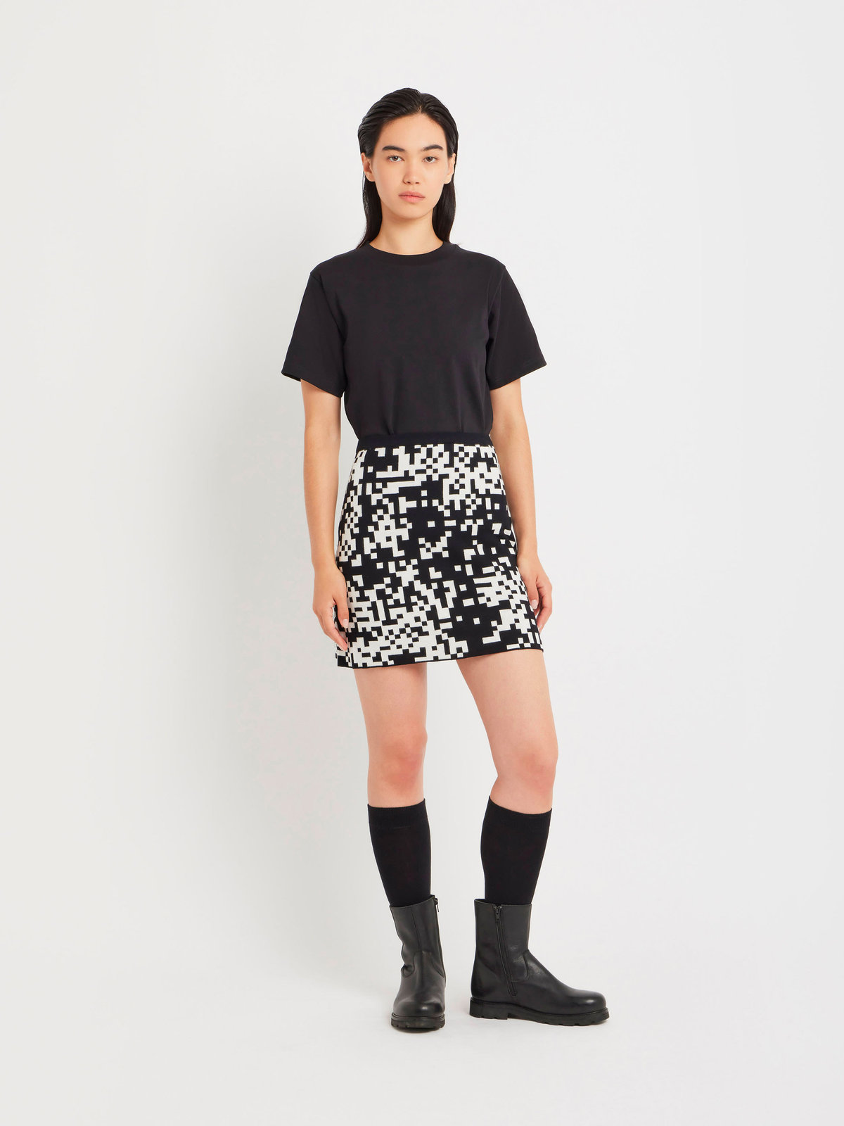 FEMME ウィメンズ コットン 半袖 Tシャツ ”Christof” ブラック