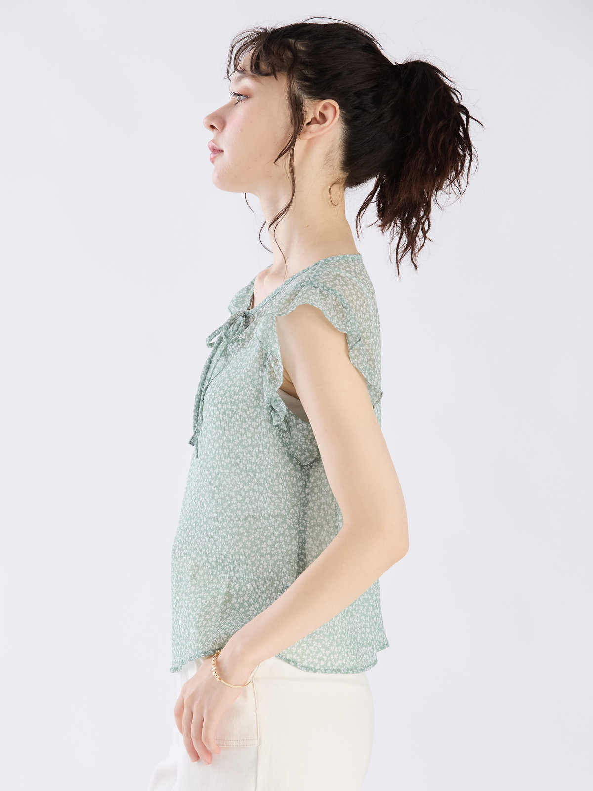 To b. by agnès b. 【Outlet】クローバープリントフリルブラウス グリーン系その他