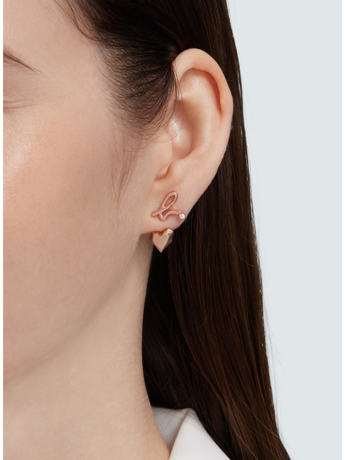 FEMME ウィメンズ 2way ハート ピアス ”Carving of love” ピンクベージュ