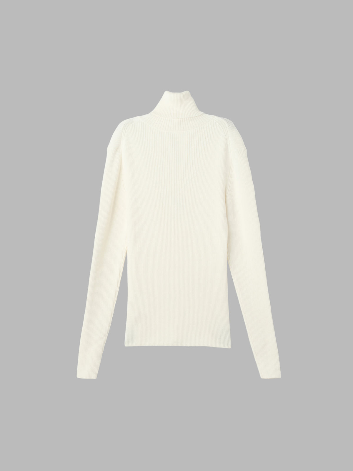 To b. by agnès b. タートルネック ニット プルオーバー ホワイト