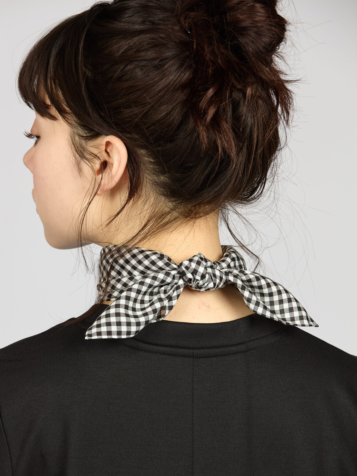 To b. by agnès b. ヴィシーチェック スカーフ ブラック