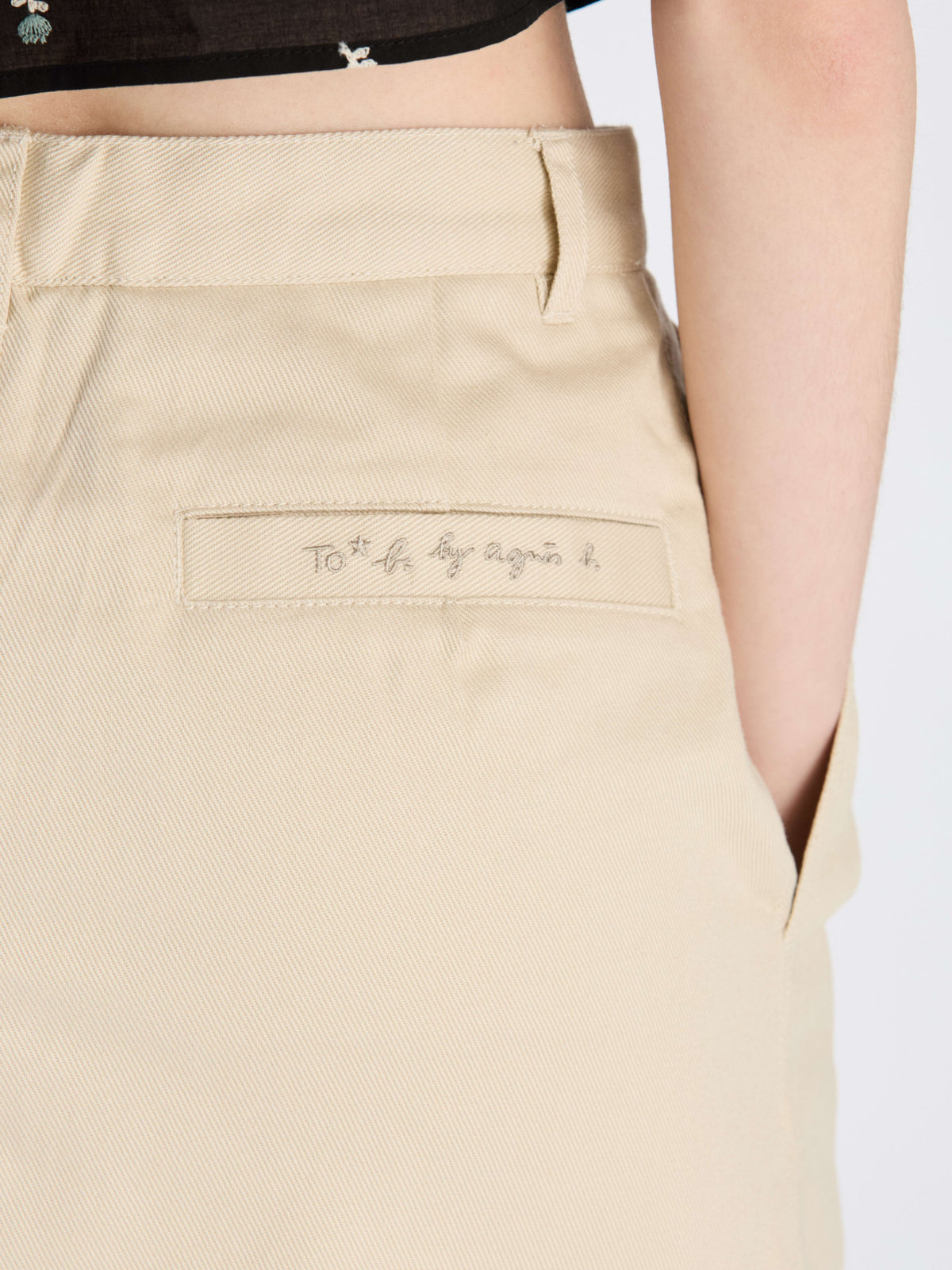 To b. by agnès b. 【Outlet】コットンツイルミニスカート ベージュ