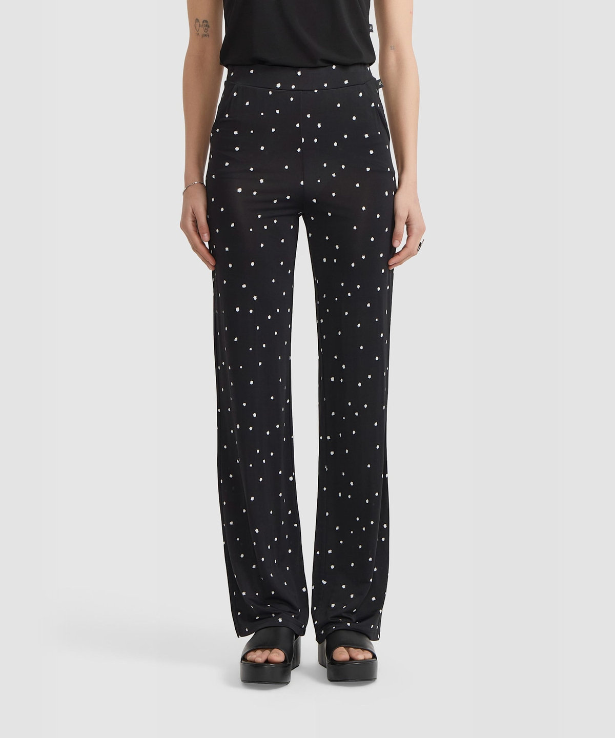 FEMME ウィメンズ ドット ジャージー ワイド パンツ "Sailor" ブラック