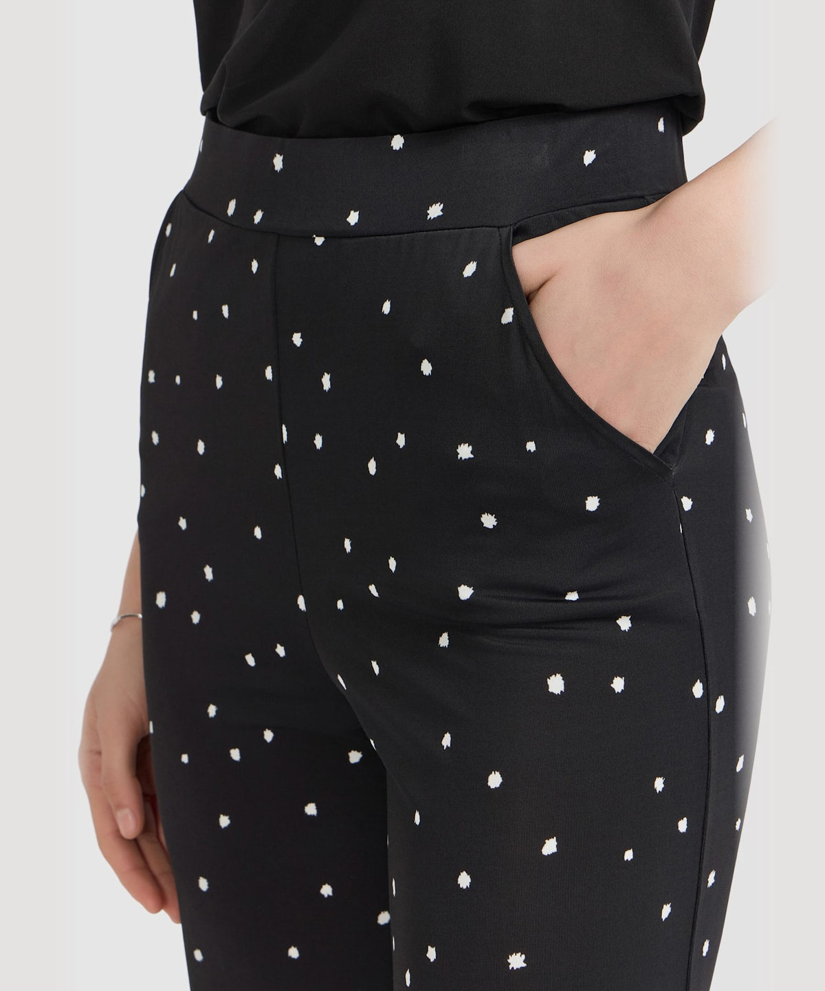 FEMME ウィメンズ ドット ジャージー ワイド パンツ "Sailor" ブラック