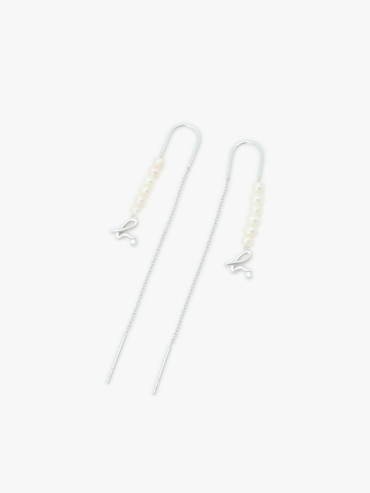 FEMME ウィメンズ 【Outlet】H925 "b." ロゴ パール ピアス "Iconic - thin and tiny" シルバー