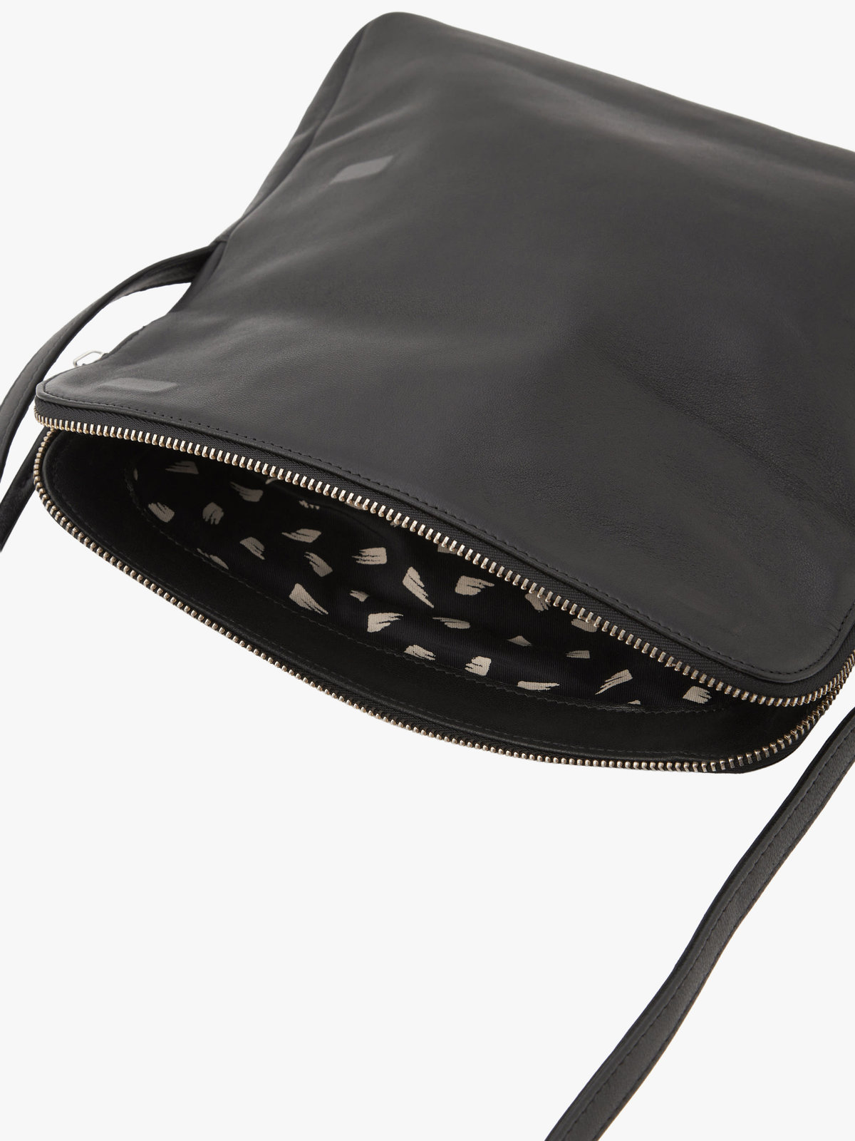 FEMME ウィメンズ ラムスキンレザー ショルダーバッグ "Asya" ブラック