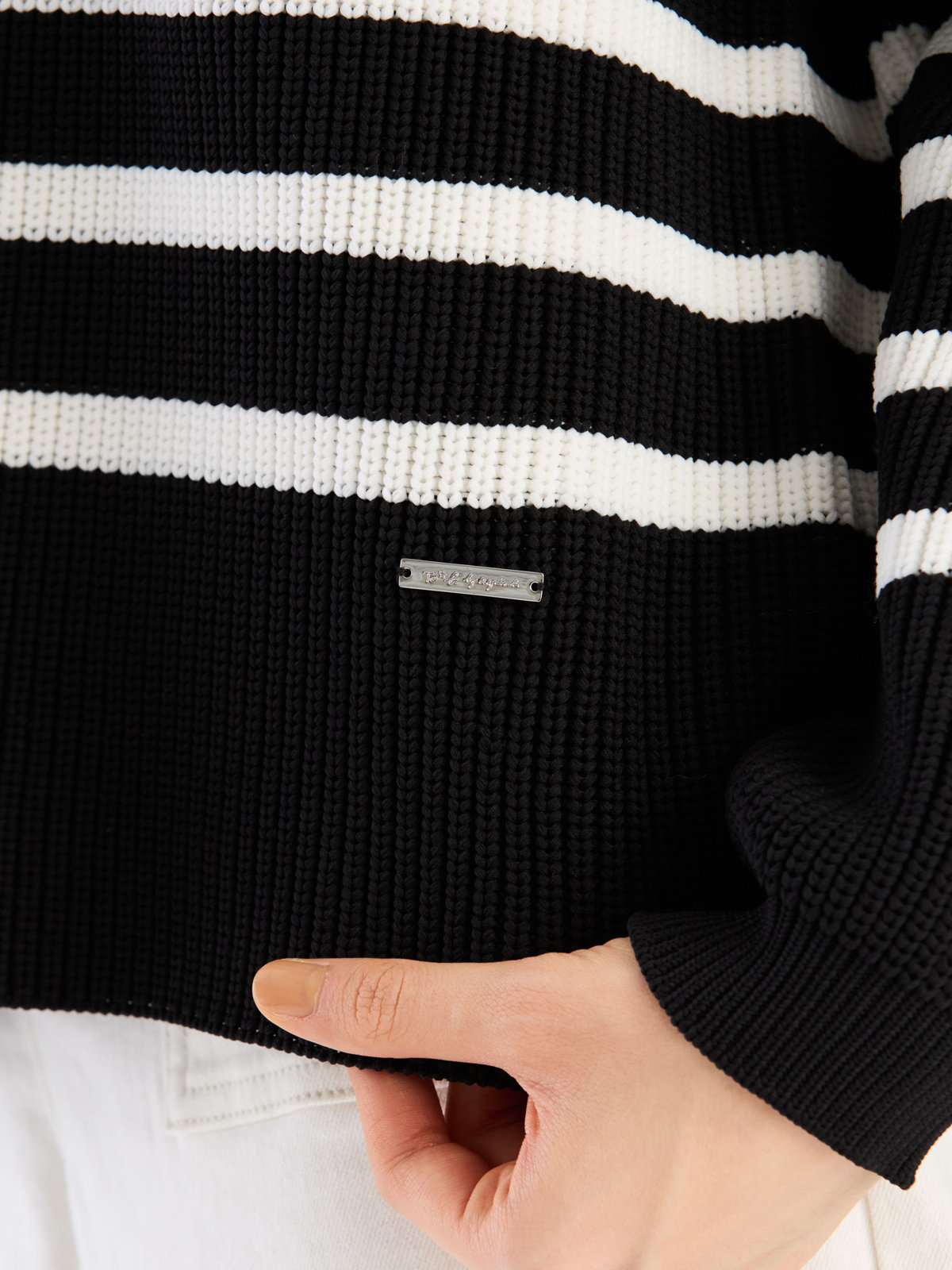 To b. by agnès b. 【Outlet】スポンジニットプルオーバー ブラック系その他