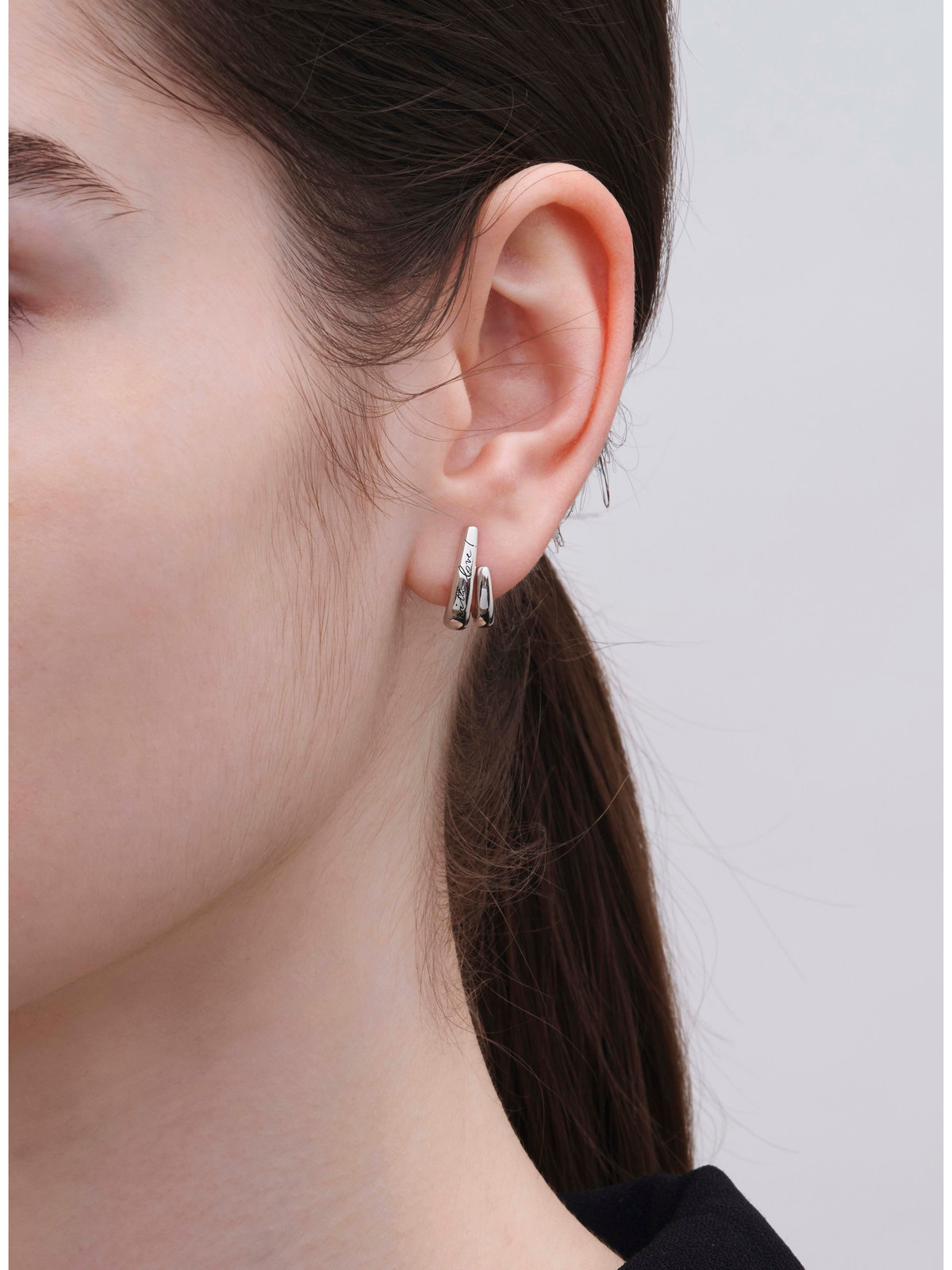 FEMME ウィメンズ フープ ピアス "Spiral Vibes" シルバー