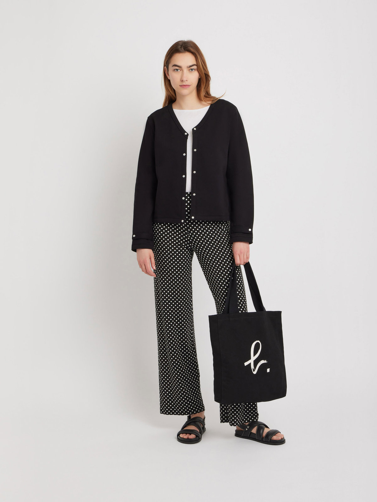 FEMME ウィメンズ 【Outlet】オーガニックコットン Vネック 長袖 カーディガン "Aria" ブラック