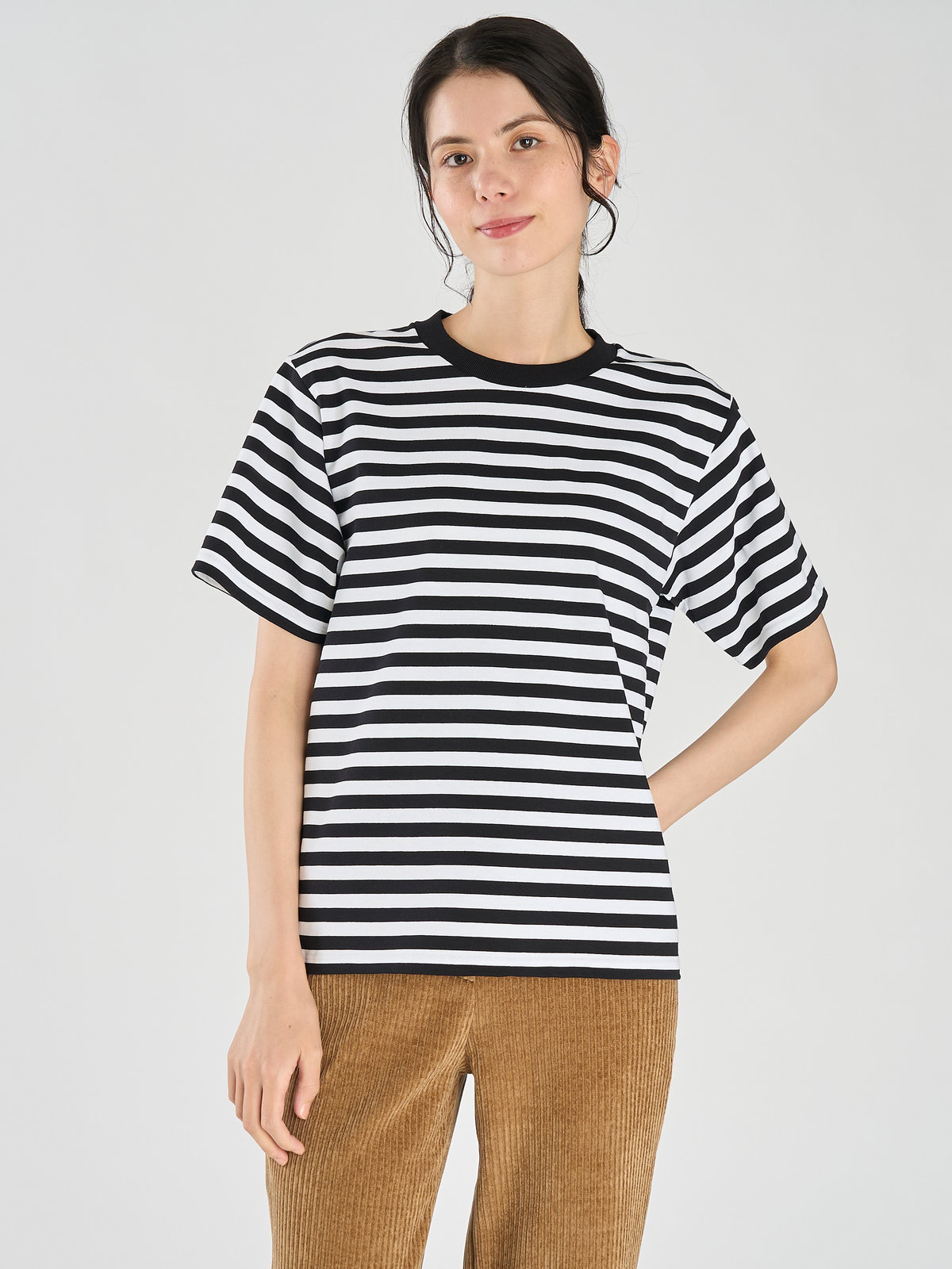 FEMME ウィメンズ 細ボーダー コットン 半袖 Tシャツ "Christof" ホワイト×ブラック