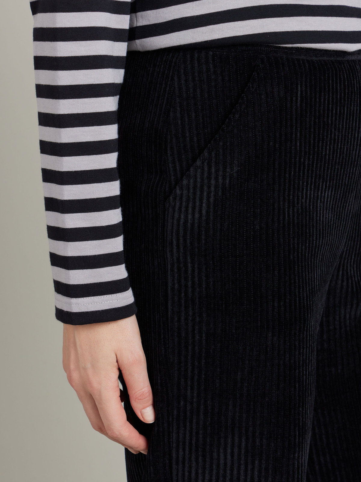 FEMME ウィメンズ 【Outlet】コーデュロイ フレアパンツ "Sailor" ブラック