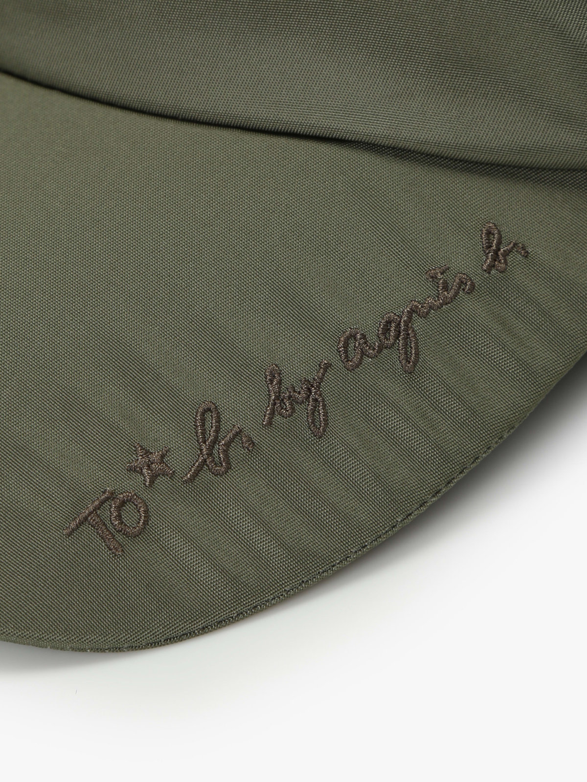 To b. by agnès b. 【Outlet】ロゴ刺繍 キャップ カーキ