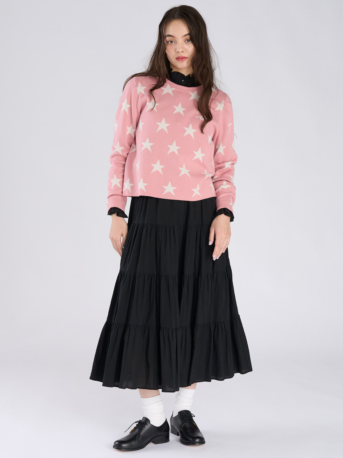 To b. by agnès b. ”To b.”ロゴ スター ジャカード ニット プルオーバー ピンク