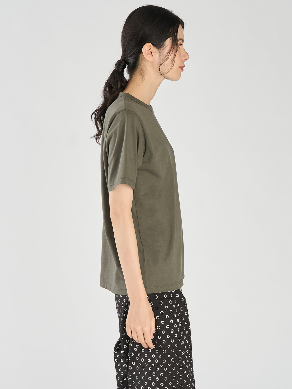 FEMME ウィメンズ "b" ロゴ 刺繍 コットン 半袖 Tシャツ "b. style" カーキ