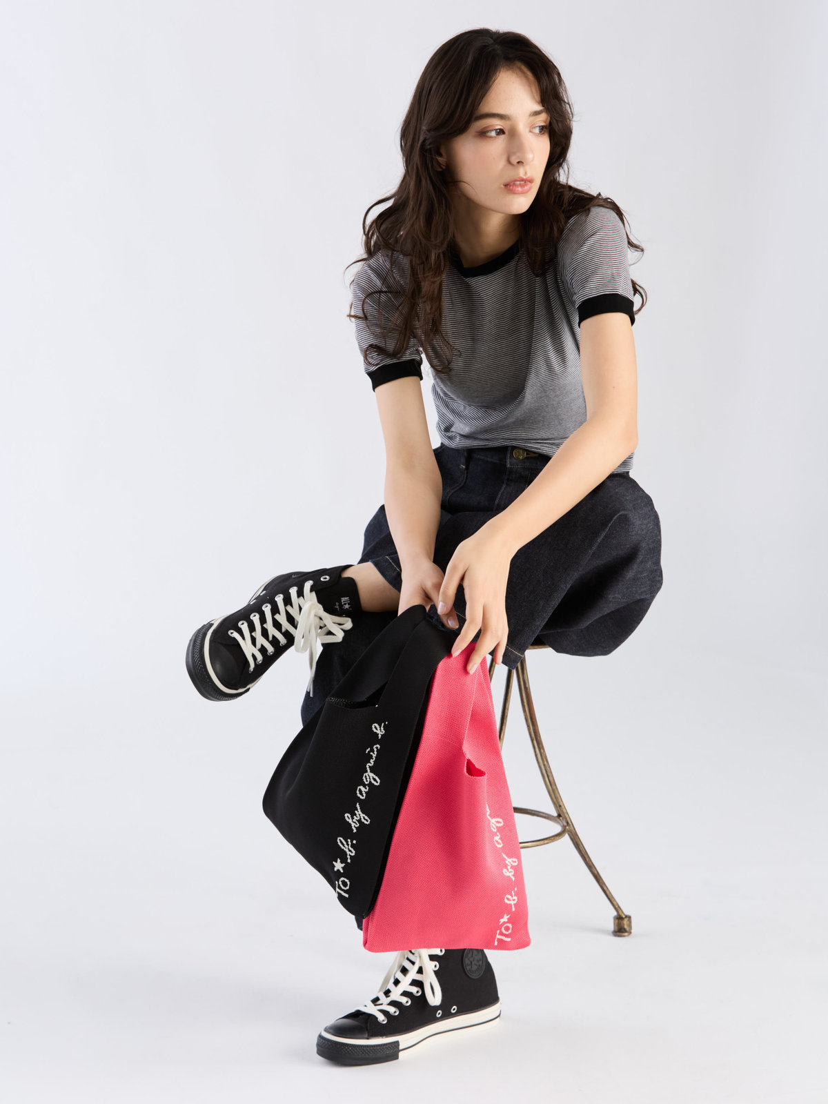 To b. by agnès b. ニット ロゴトートバッグ ブラック