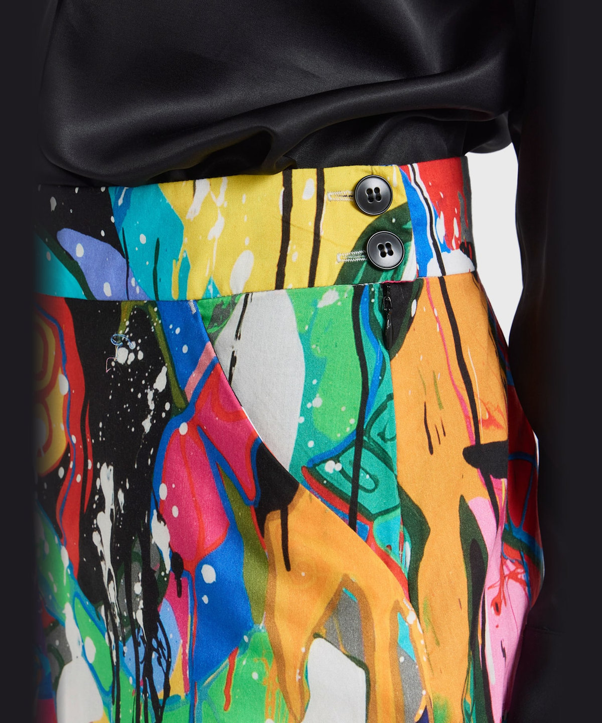 FEMME ウィメンズ プリント コットン アーティスト ショートパンツ "JonOne" マルチ