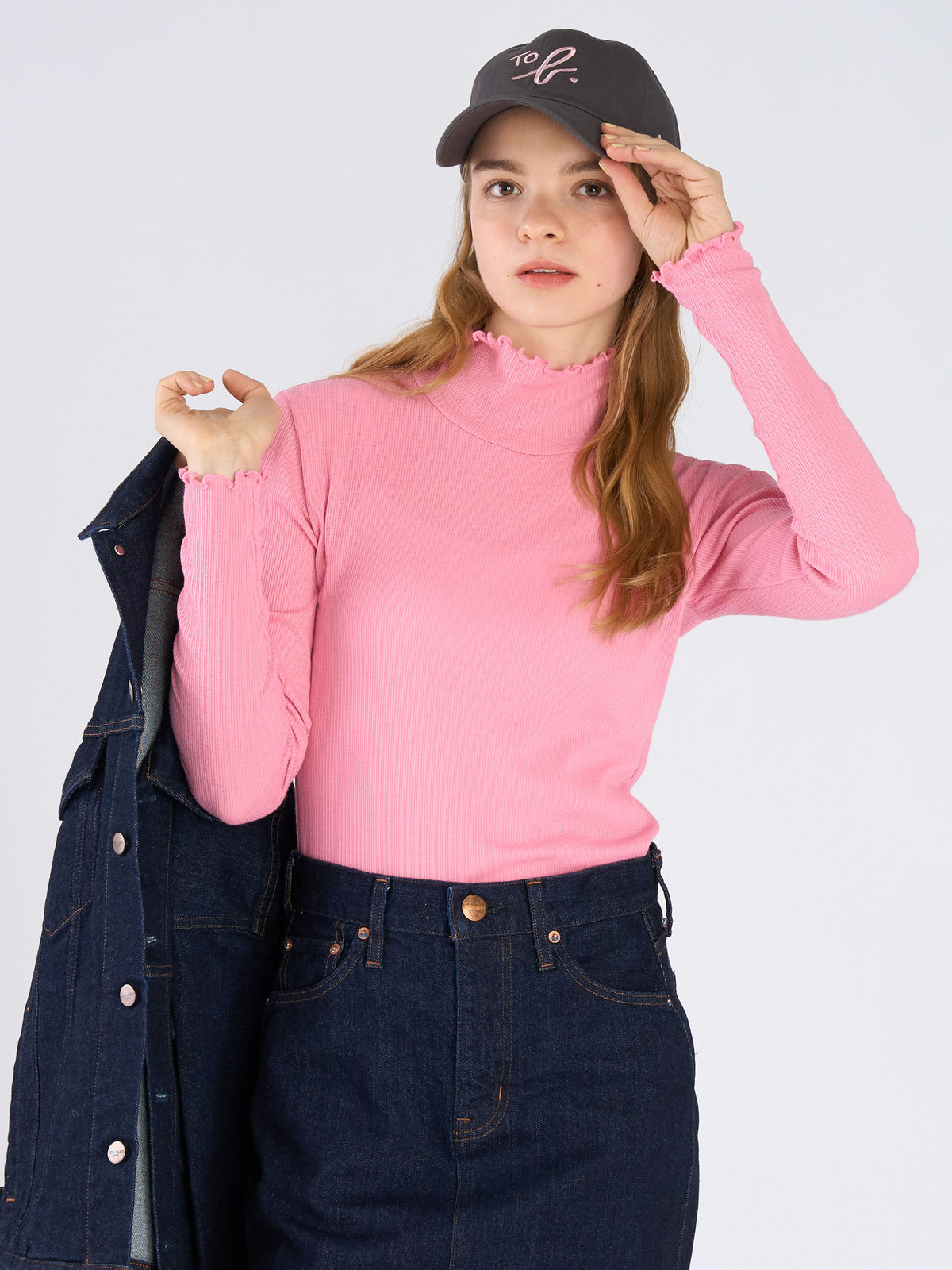 To b. by agnès b. シャーリング ジャージー タートル プルオーバー ピンク