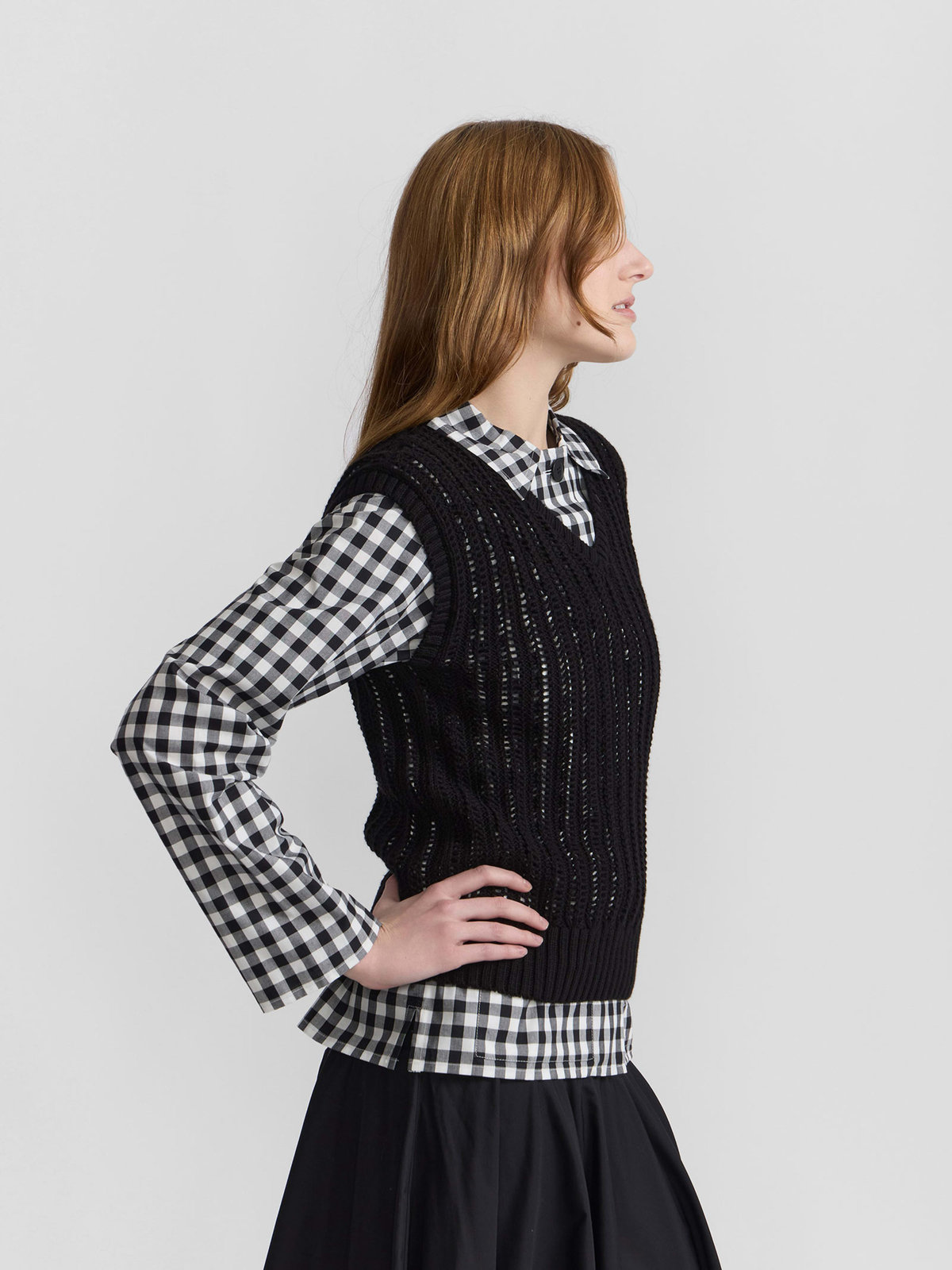 FEMME ウィメンズ コットン Vネック ノースリーブ ニット プルオーバー ”Capucine” ブラック