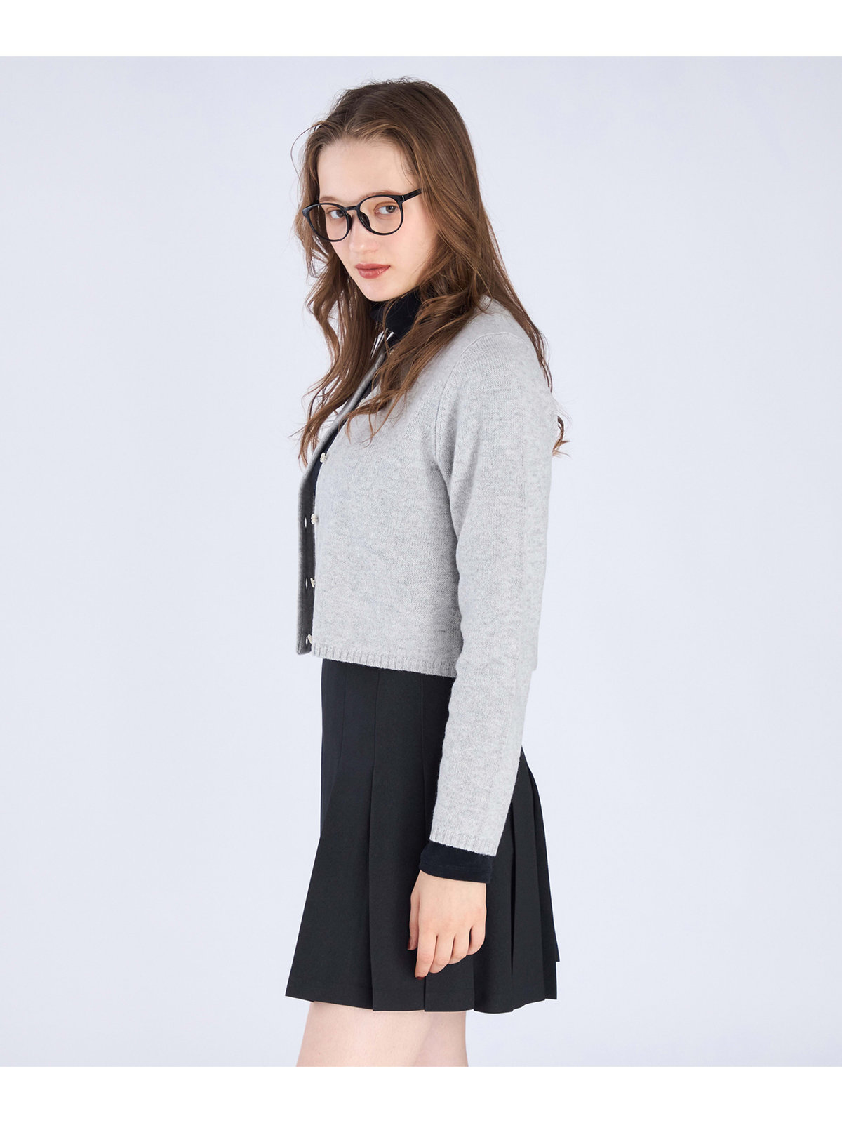 To b. by agnès b. 【Outlet】ウール フラワーボタン カーディガン ライトグレー