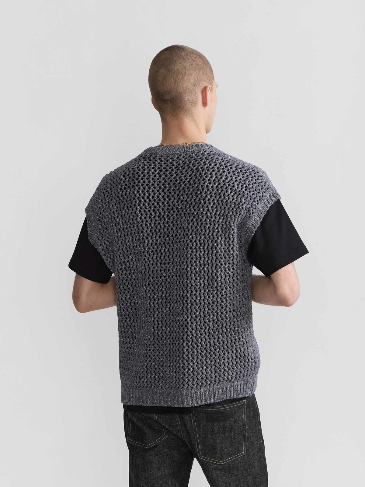 HOMME メンズ メンズ フィッシュネット コットン ノースリーブ ニット プルオーバー "Cary" グレー