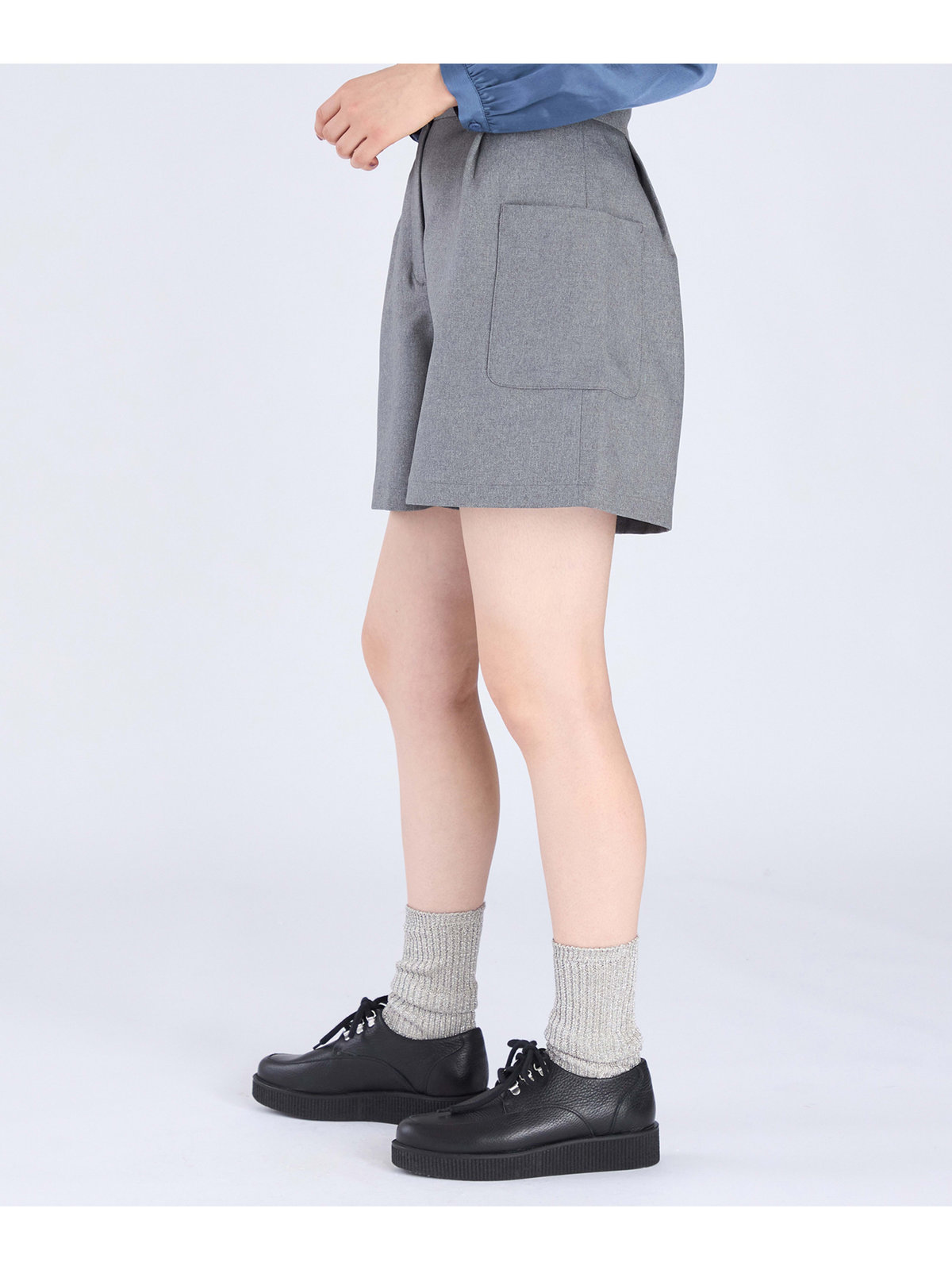 To b. by agnès b. サイドポケット ショートパンツ グレー