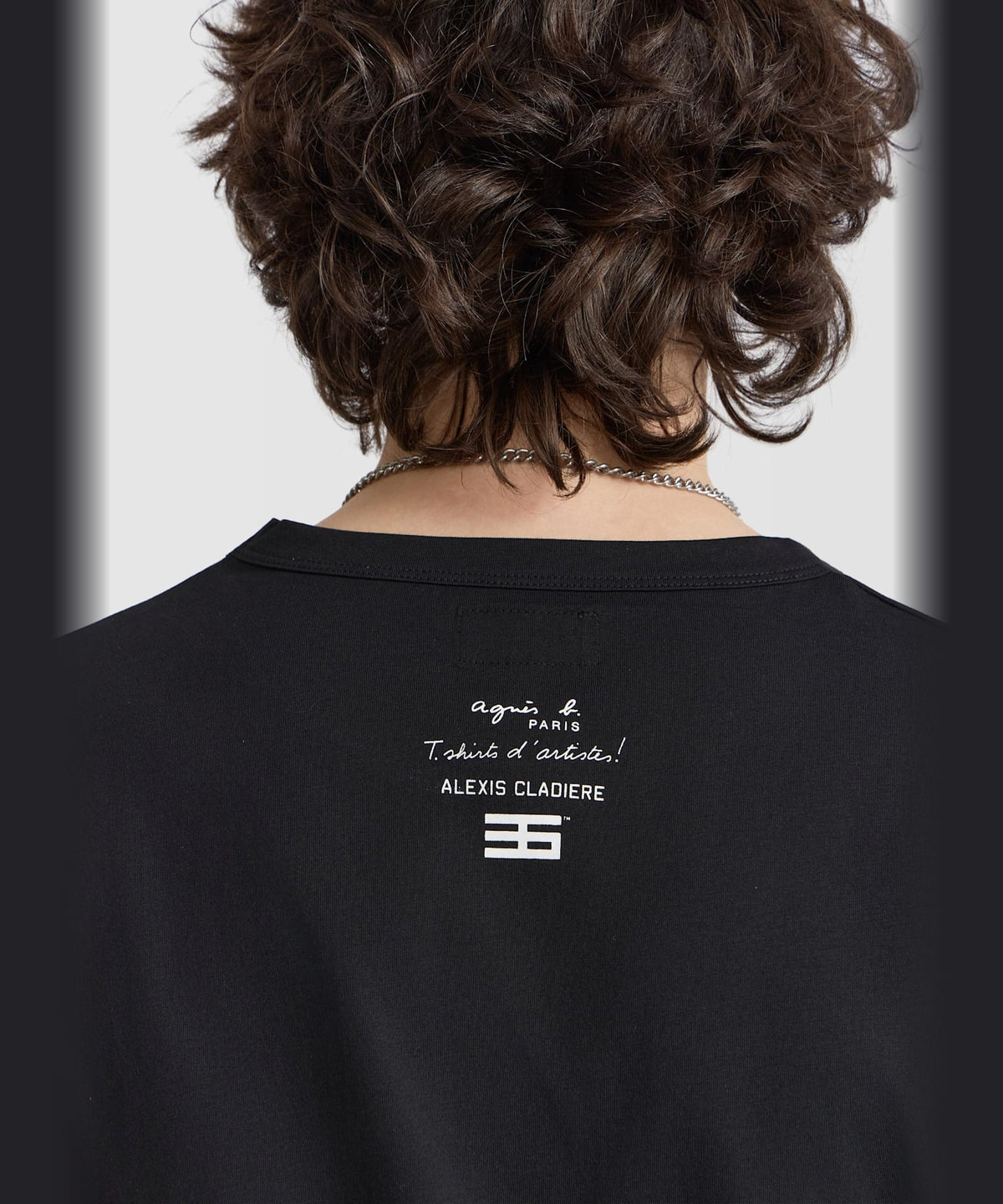 HOMME メンズ メンズ プリント オーガニックコットン 半袖 アーティスト Tシャツ "Alexis Cladiere" ブラック