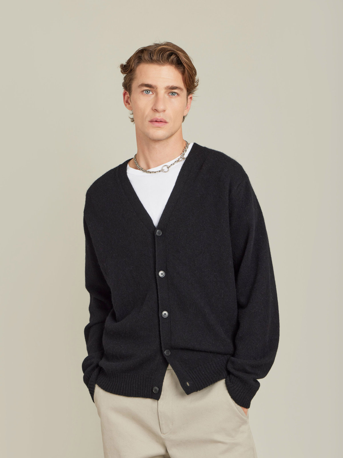 HOMME メンズ 【Outlet】メンズ アルパカ混 Vネック ニット カーディガン ”Edwin” ブラック