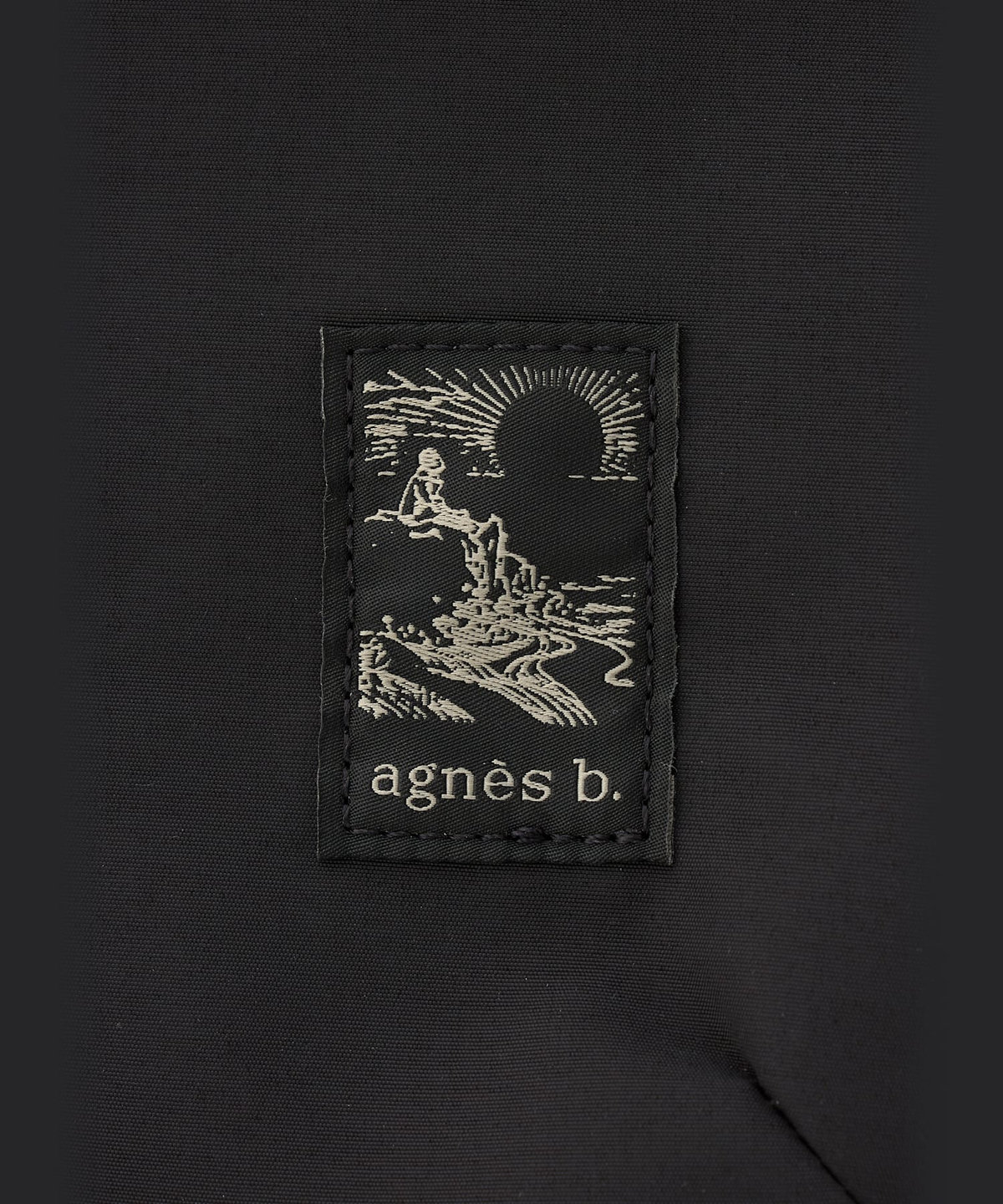 VOYAGE メンズ バッグ＆ウォレット ナイロン ラージ ショルダーバッグ "Trip" ZAH01-09 ブラック