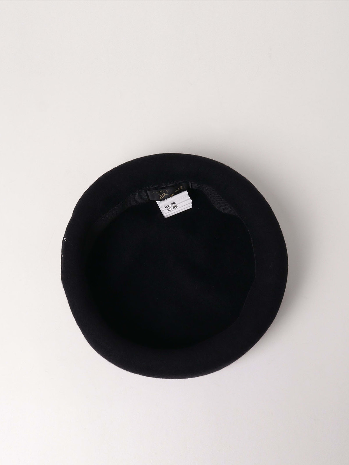 To b. by agnès b. ロゴ 刺繍 ウール ベレー "Love you" ブラック