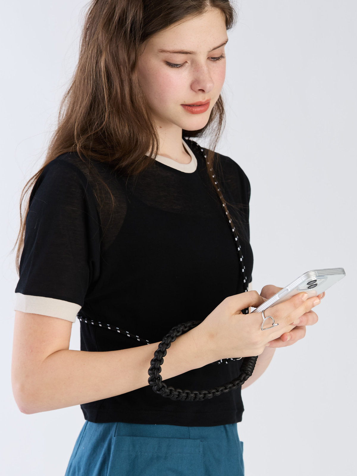 To b. by agnès b. モバイル ショルダーストラップ＆ハンドルストラップ セット ブラック