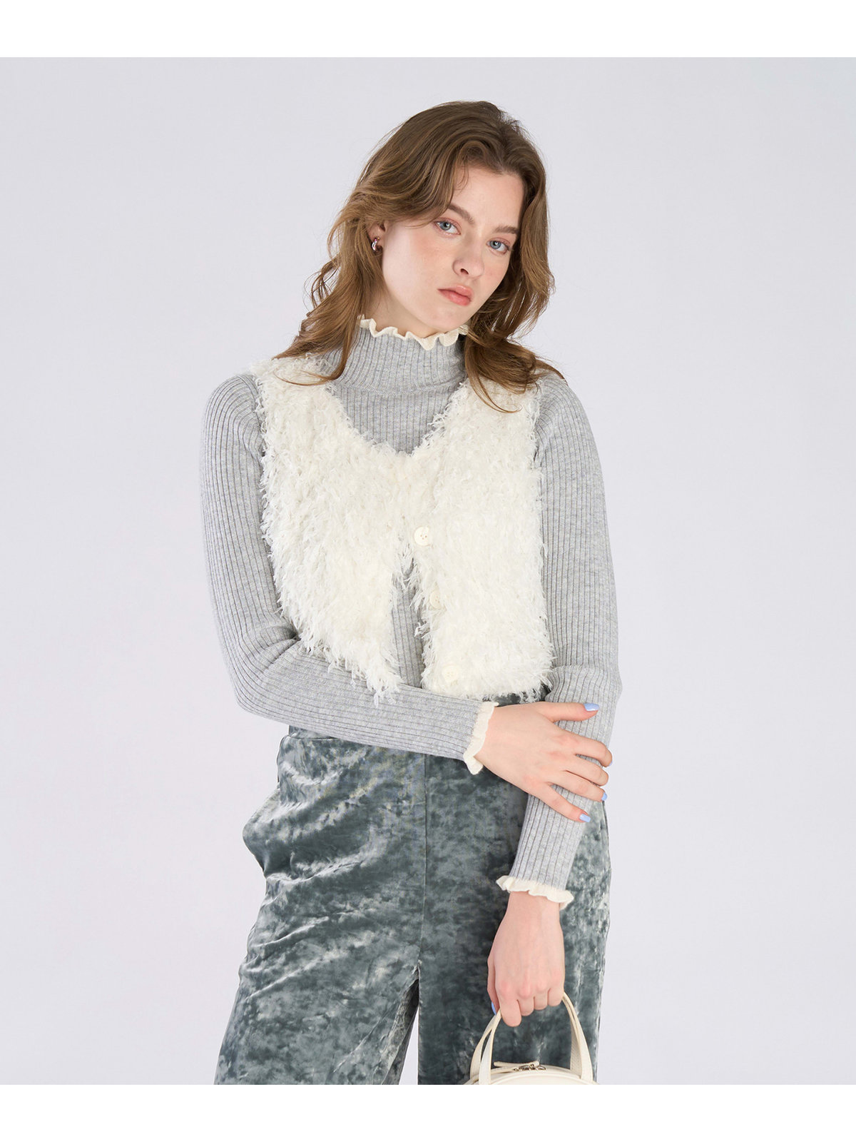 To b. by agnès b. 【Outlet】ファンシー ヤーン ベスト ホワイト