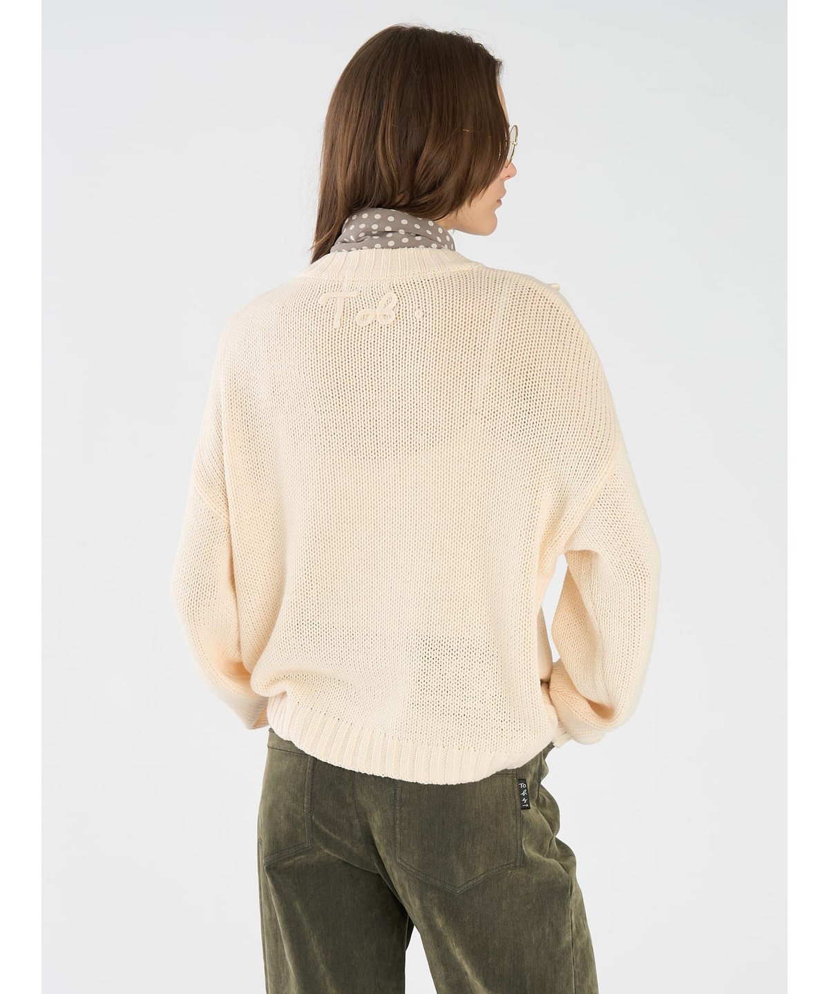 To b. by agnès b. フラワーモチーフ ニットプルオーバー ホワイト
