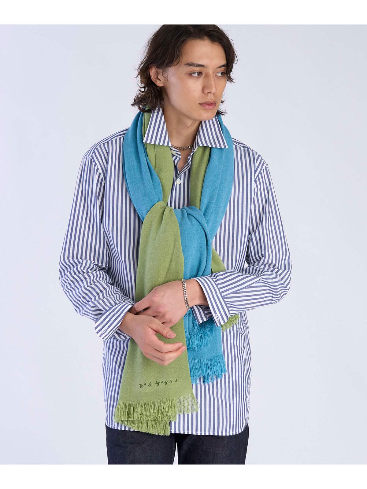 To b. by agnès b. 【Outlet】ロゴ刺繍 ライトウェーブストール グリーン