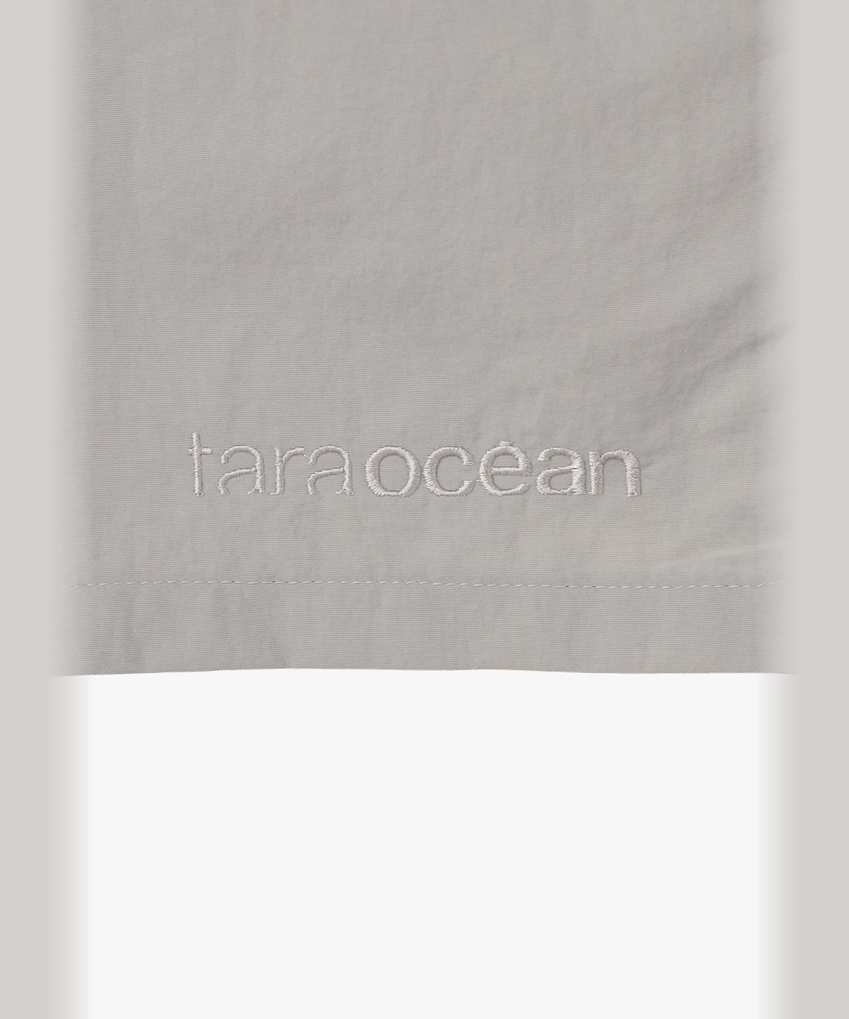 FEMME ウィメンズ TARA 刺繍 ショートパンツ グレー