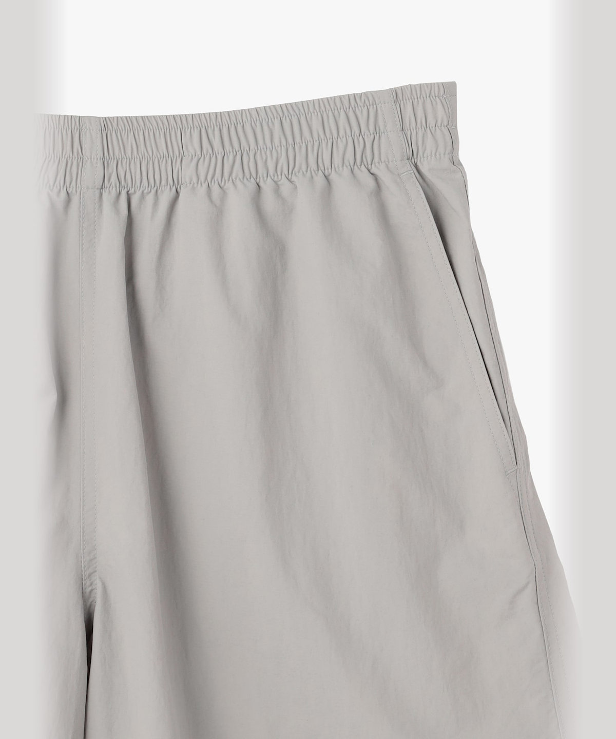 FEMME ウィメンズ TARA 刺繍 ショートパンツ グレー